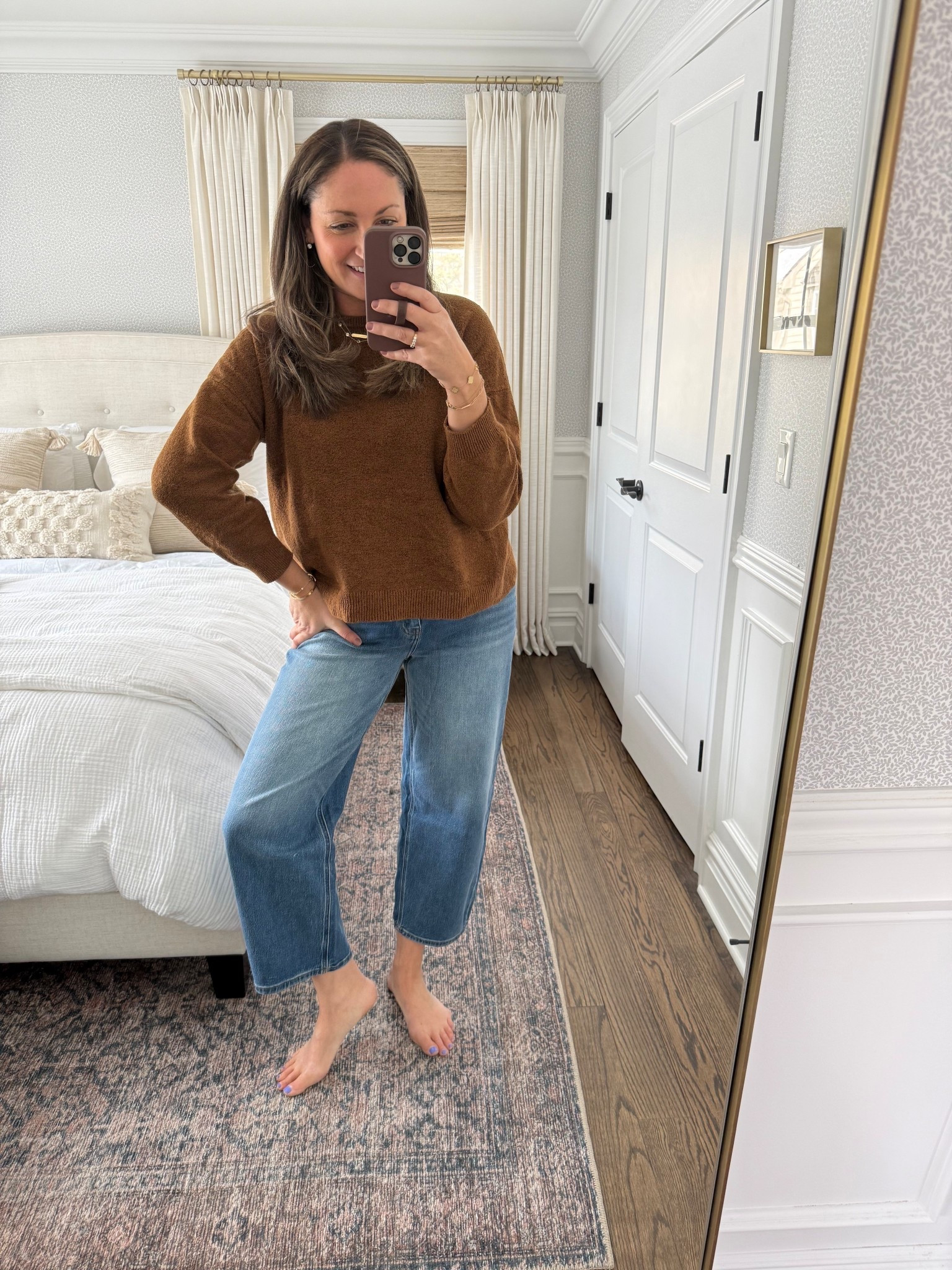 Favorites from Quince including these new barrel leg jeans that are truly so good and only $50!!! True to size, available in three washes 🙌🏻

Comment SHOP below to receive a DM with the link to this post on my LTK ⬇ https://liketk.it/5QHic #ltkootd #ltktall #ltksalealert

#LTKootd #LTKSaleAlert #LTKmomlife