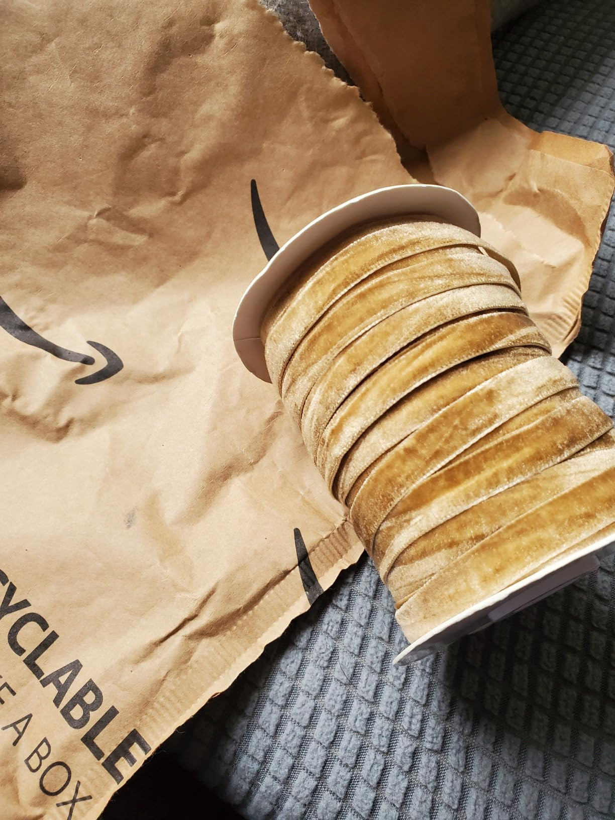 Chuangdi 5/8 Inch, 60 Yard Christmas Velvet Ribbon Vintage Khaki Ribbons for Gift Wrapping Christ... | Amazon (US)