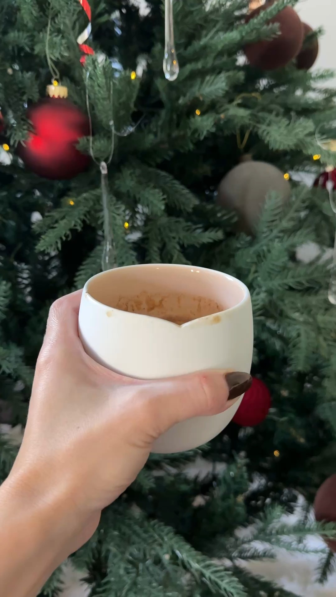 These plastic crystal teardrops are the perfect addition to the Christmas tree!!! 

#LTKHoliday #LTKCyberWeek #LTKmomlife