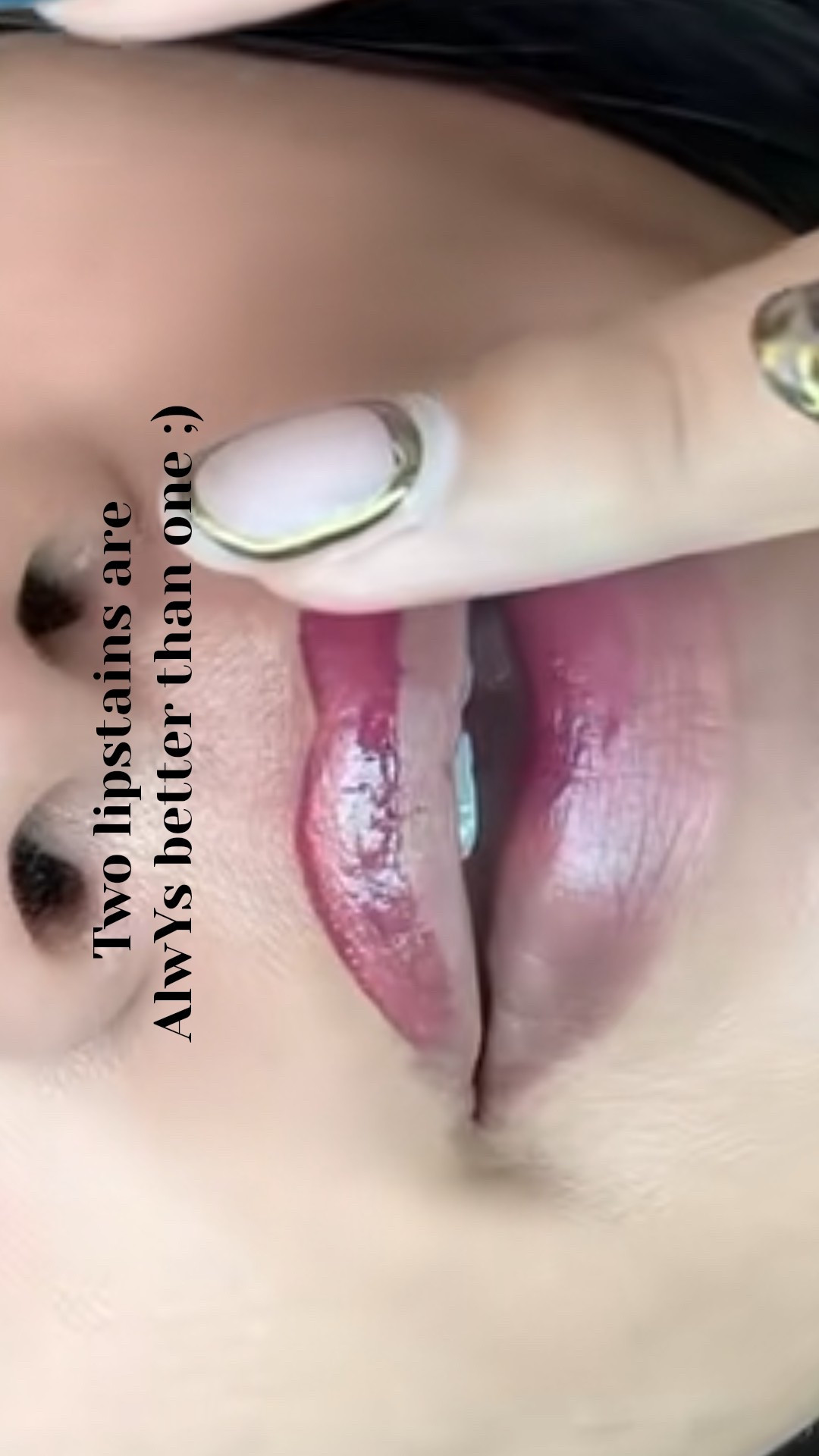 First: @kulfi.beauty lassi lip stain in the shade ‘first sari’ i
Second: same stain in the shade ‘sweet’ 


#lips #lipcombo #lipsticktip #makeuphacks #lipstain

#LTKBeauty