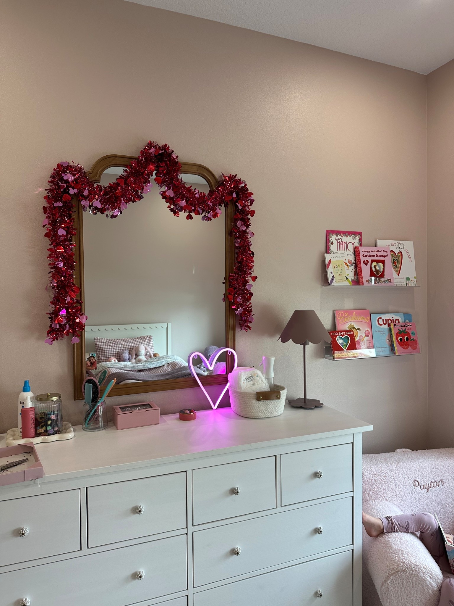 Vday decor 💗💌

Valentines / decor / toddler room 

#LTKKids #LTKmomlife #LTKSeasonal