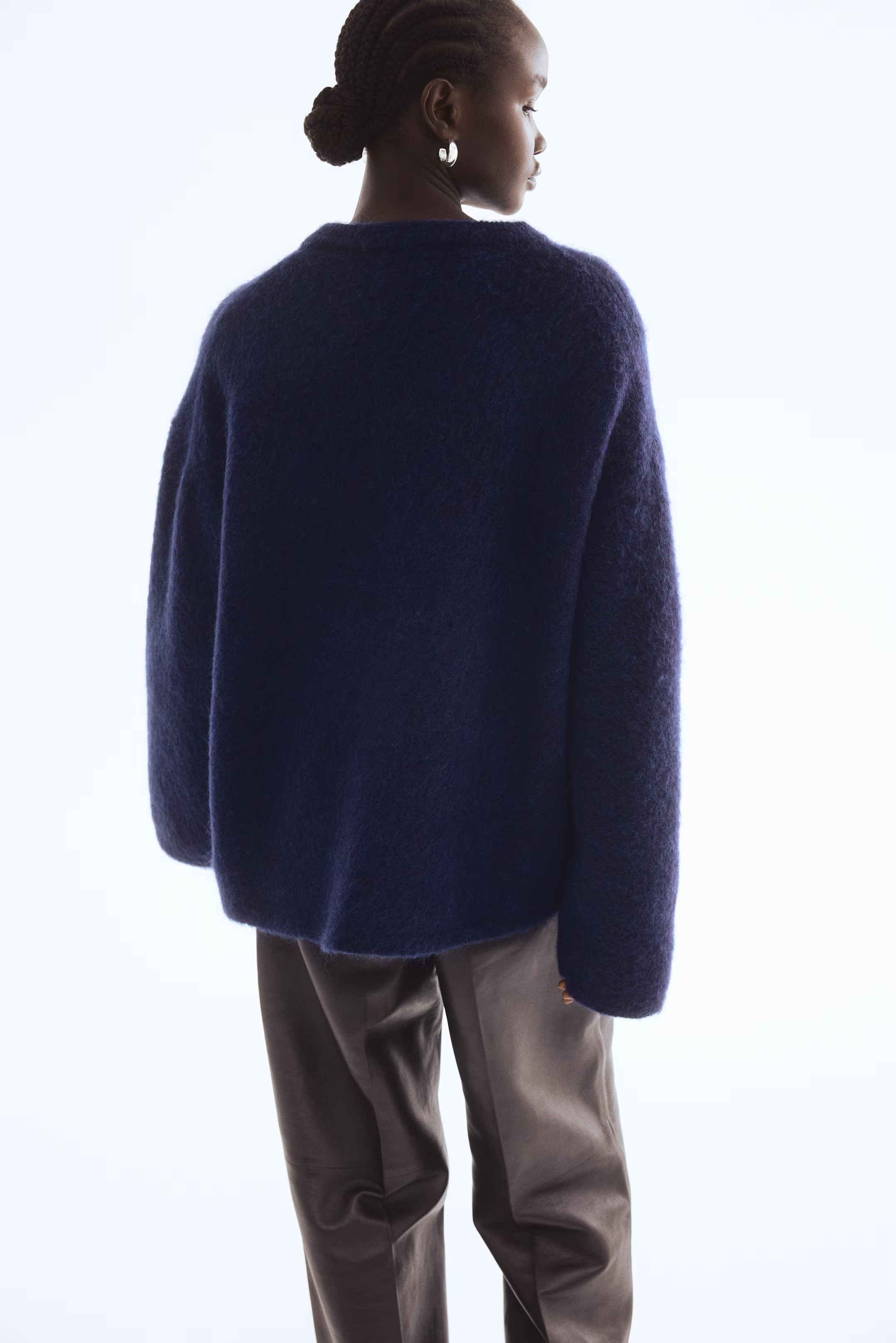 Oversized mohair-blend jumper | H&M (UK, MY, IN, SG, PH, TW, HK)