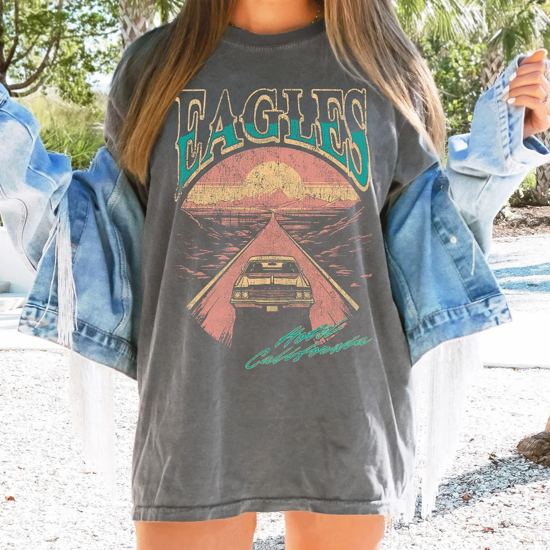 Hotel California Tee, The Eagles Tee, Vintage Band Tee, Classic Rock Tee, Nashville Tee, Classic ... | Etsy (US)