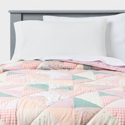 Multi Patchwork Heirloom Kids' Quilt - Pillowfort™ | Target