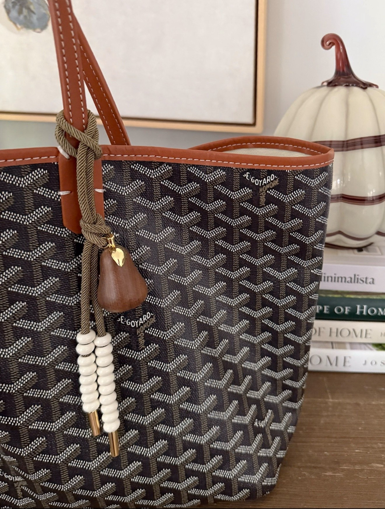 In case you’ve been eyeing this bag….. it’s back in stock 👀

#LTKSeasonal #LTKGiftGuide #LTKFindsUnder100