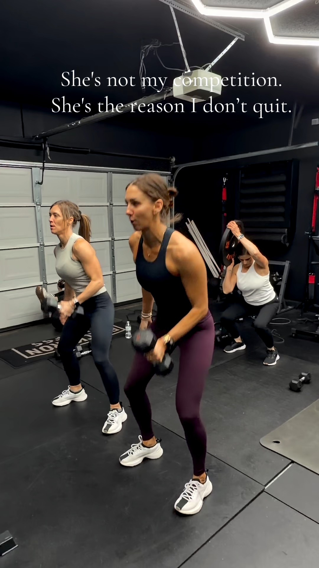 Top-small
Leggings-4
Sneakers-tts

#LTKActive #LTKmorningroutine #LTKfitnessgoals