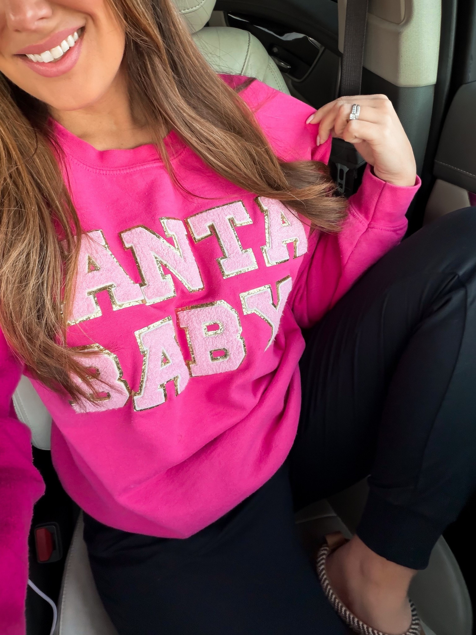 Cozy winter sweatshirts for the win! #cozy #holiday #santa