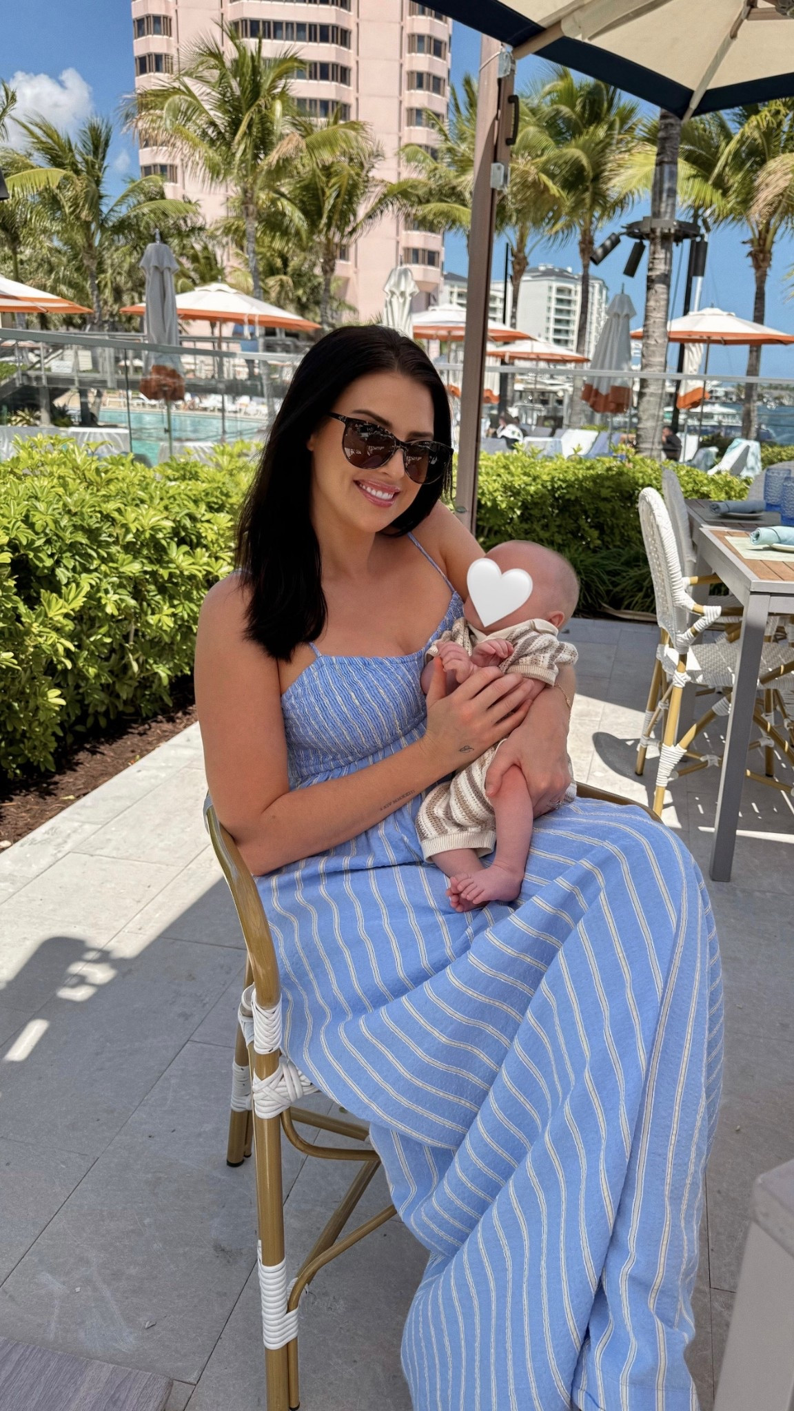 #Abercrombie #Gap #MauiJim #momlife

#LTKBaby #LTKmomlife