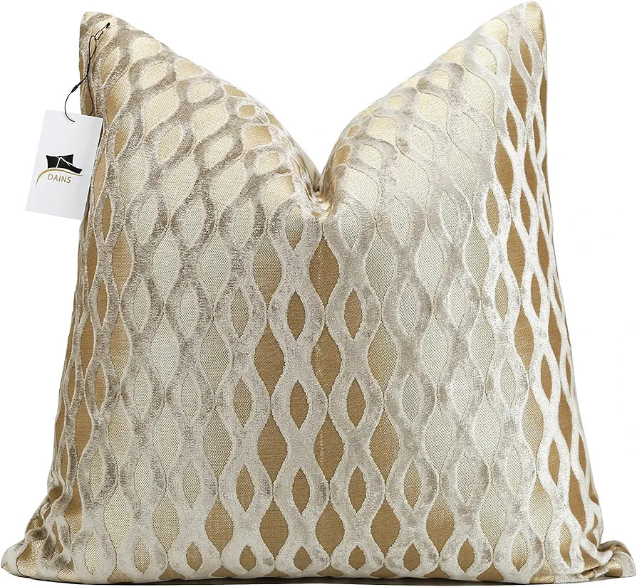 Fundas de almohada beige de 22 x 22 pulgadas, fundas de terciopelo dorado dorado, cuadradas, esti... | Amazon (US)