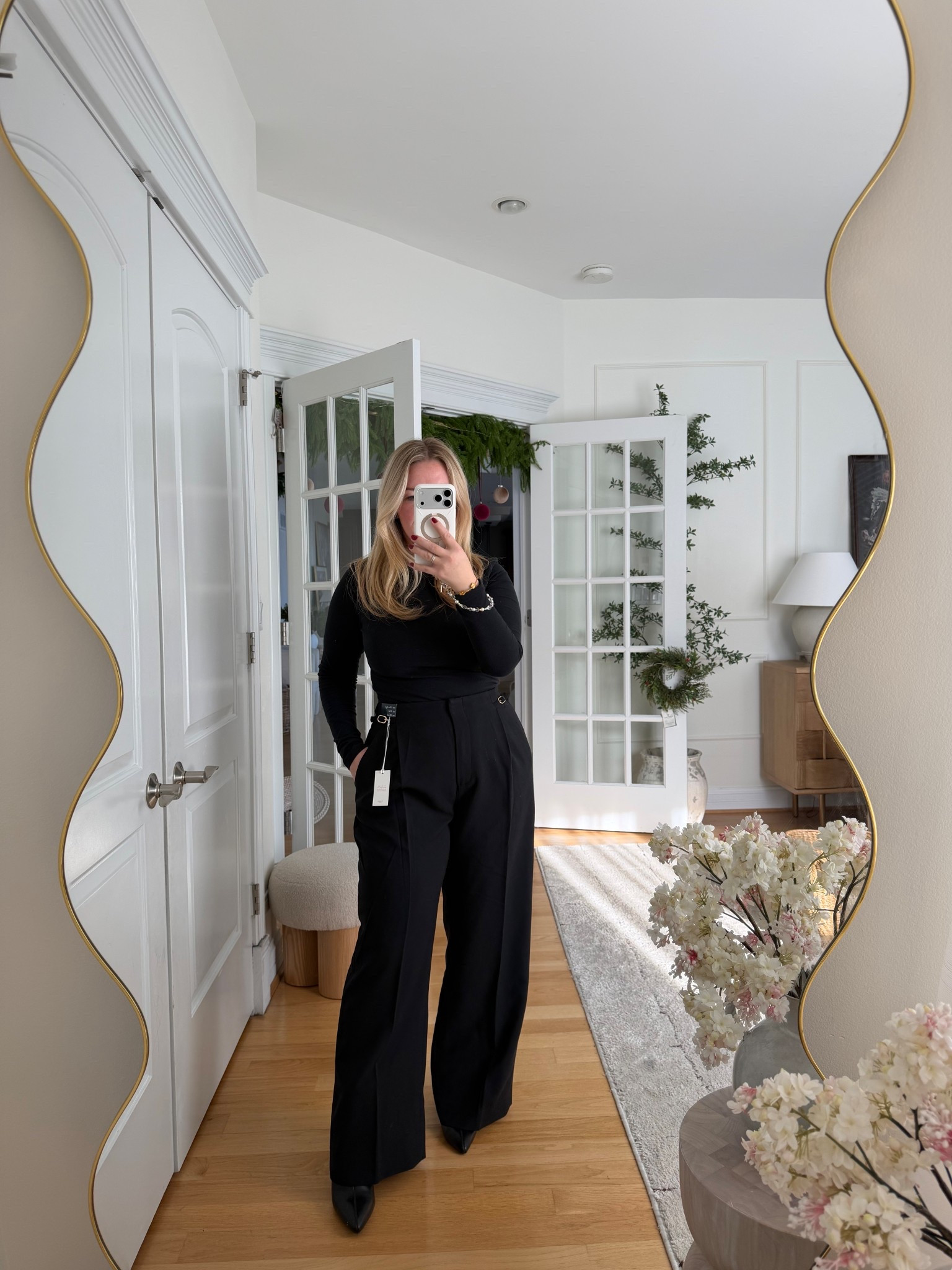 My favorite tailored pants to wear! I love the buckle on the side! Just got them in too (hence the tag). Also, this double lined top is everything! 

#outfit #pants #abercrombie #outfitidea #giftidea #ootd #winteroutfit 

#LTKGiftGuide #LTKootd #LTKWorkwear