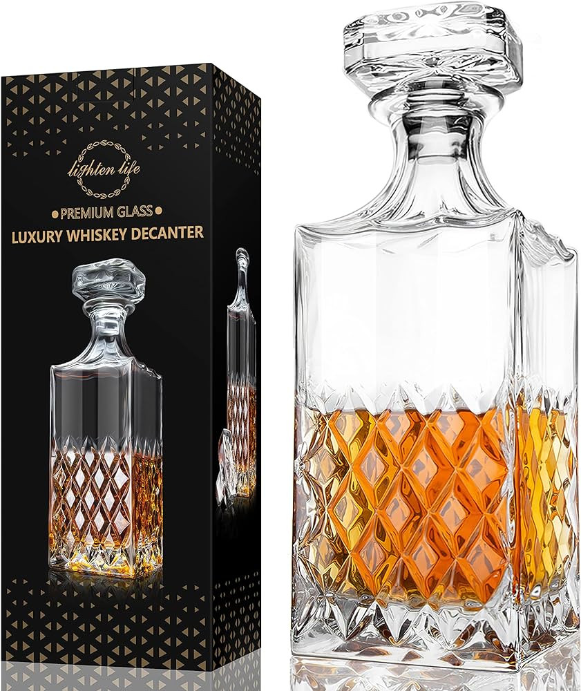 LIGHTEN LIFE Whiskey Decanter,29oz Crystal Whiskey Decanter with Stopper,Liquor Decanter in Gift ... | Amazon (US)