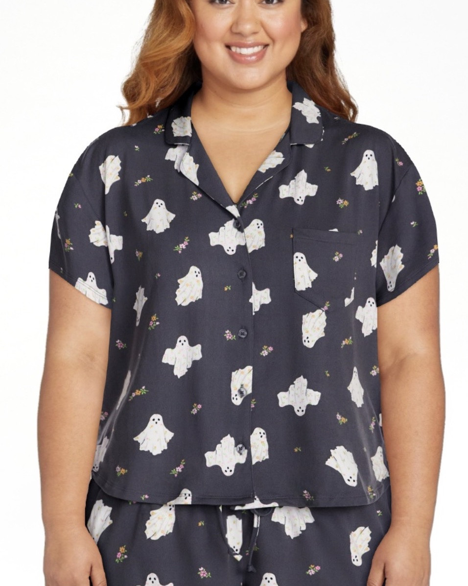 Halloween Women’s Notched Top and Shorts Pajama Set from Way to Celebrate, 2-Piece, Sizes XS-3X

🎃👻 Spooky season pajamas are officially here and I am completely obsessed! 🍂🧡

If you’re already counting down to Halloween, these Way to Celebrate Women’s Halloween 2-Piece Pajama Sets are such a fun find! For just $17, you can choose from several adorable prints, including ghosts, pumpkins, bats, jack-o’-lanterns, and cozy fall coffee mugs.

The notched button-front top and matching shorts make these pajamas perfect for relaxing at home, Halloween movie marathons, pumpkin patch weekends, or cozy fall mornings with your favorite coffee.

Available in women’s sizes XS–3X, these affordable Halloween pajamas are a cute way to celebrate spooky season while staying comfy.

🎃 Only $17
👻 Multiple Halloween prints
☕ Perfect for cozy fall nights
🍂 Sizes XS–3X

Shop my LTK for these and more Walmart Halloween finds before your favorite print sells out!

#LTKStyle #HalloweenPajamas #HalloweenPJ #WayToCelebrate #SpookySeason #GhostPajamas #PumpkinPajamas #FallPajamas #CozySeason #HalloweenStyle #WalmartFinds #AffordableFashion #HalloweenLoungewear #LTKFinds

#LTKSeasonal
