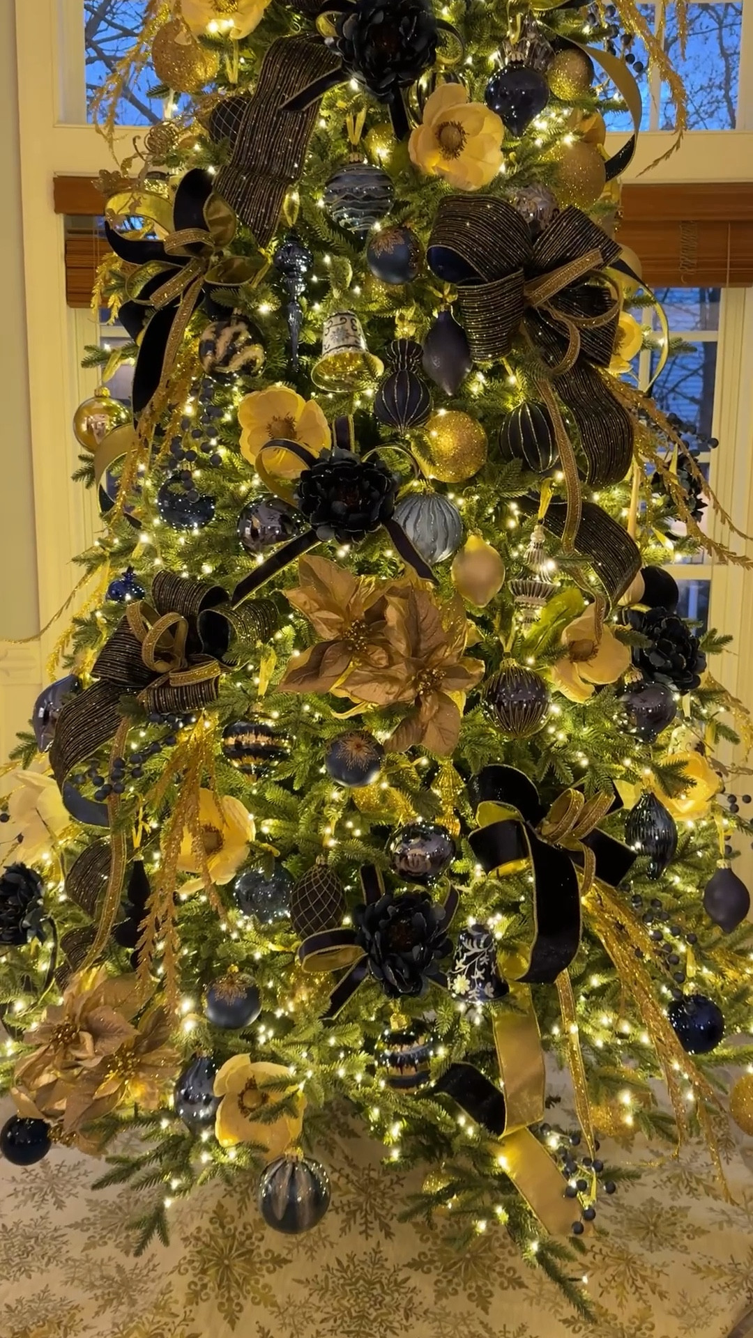First Christmas tree is up and looking so gorgeous. In a color scheme of blue, cream and gold, the tree is stunning!

#LTKSaleAlert #LTKSeasonal #LTKHoliday