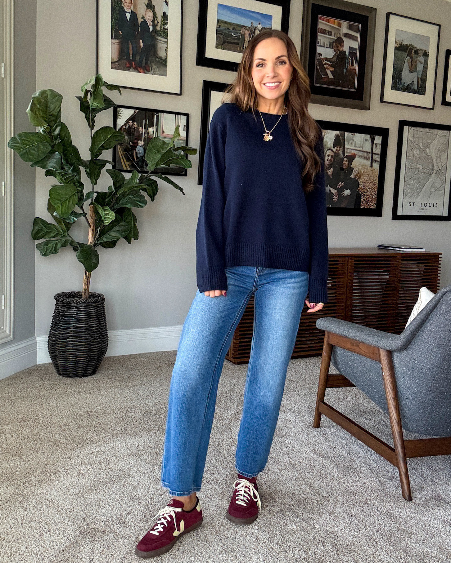 I sized up in this @onequince sweater for an oversized fit 