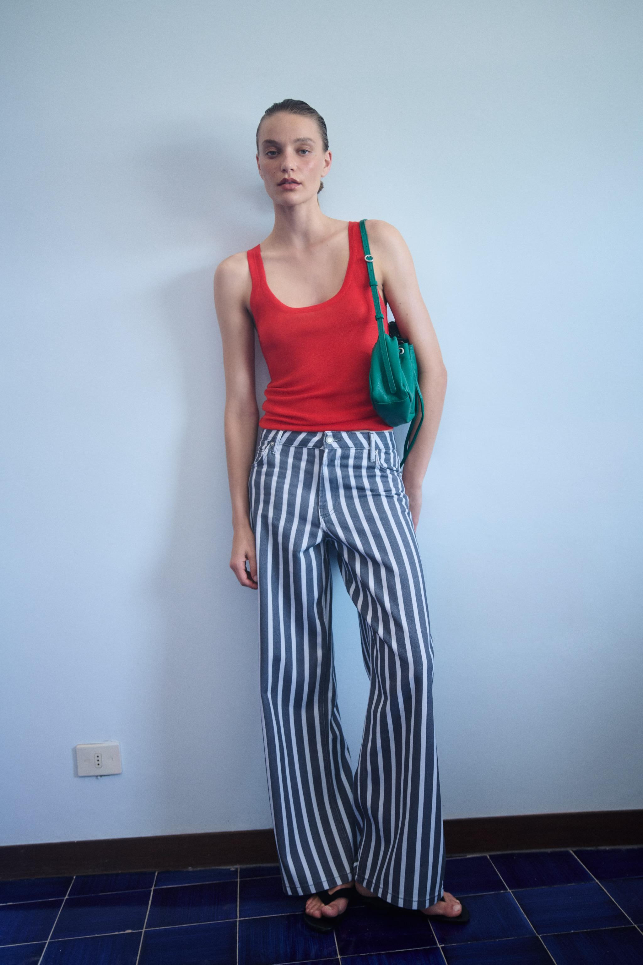 ZW COLLECTION MID-RISE STRIPED LOOSE FIT JEANS | Zara US