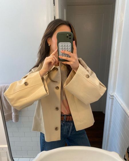 March moments!! This jacket is THE jacket of the season 