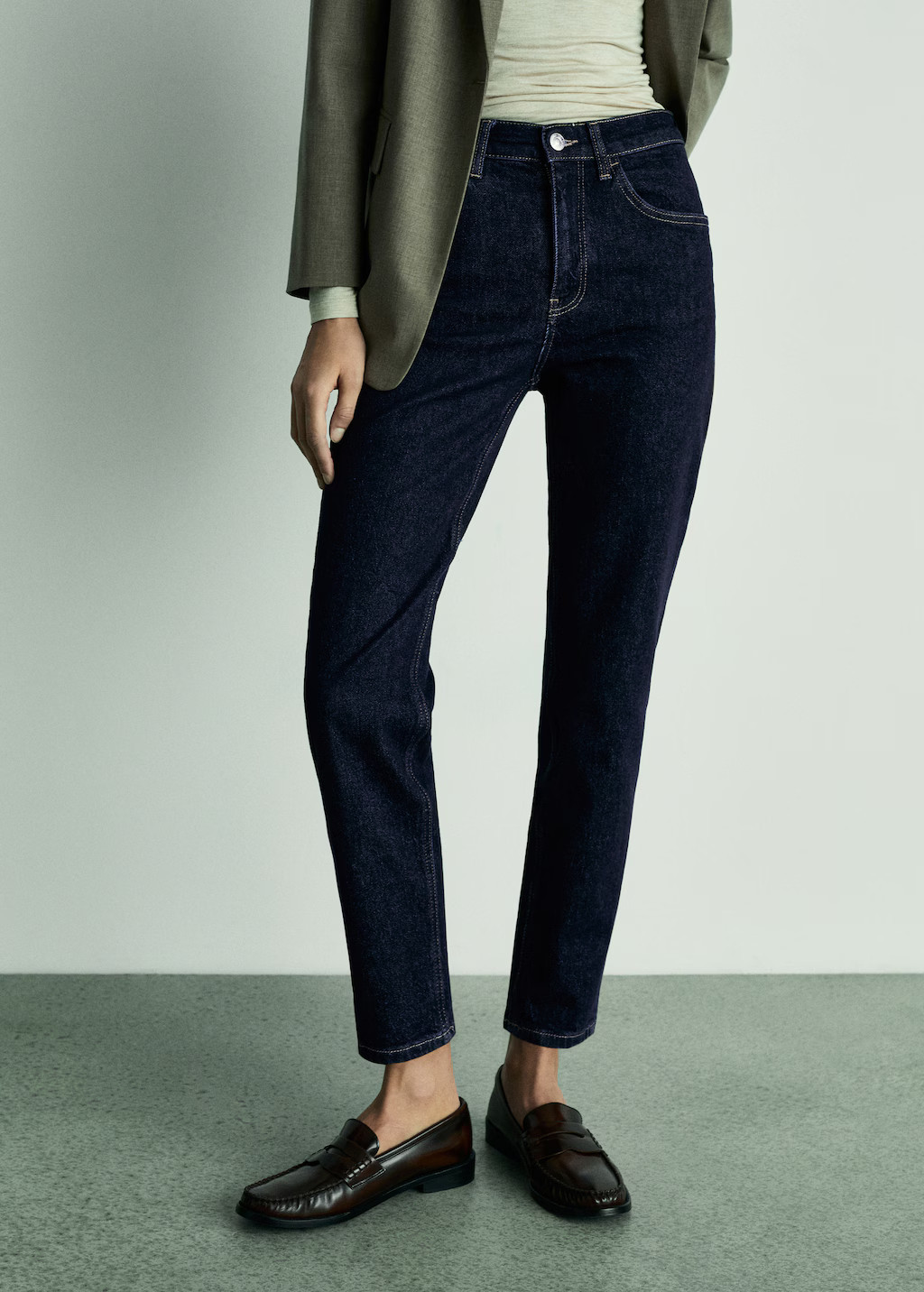 Newmom rinse-wash comfort jeans | Mango (US/MX/AU)