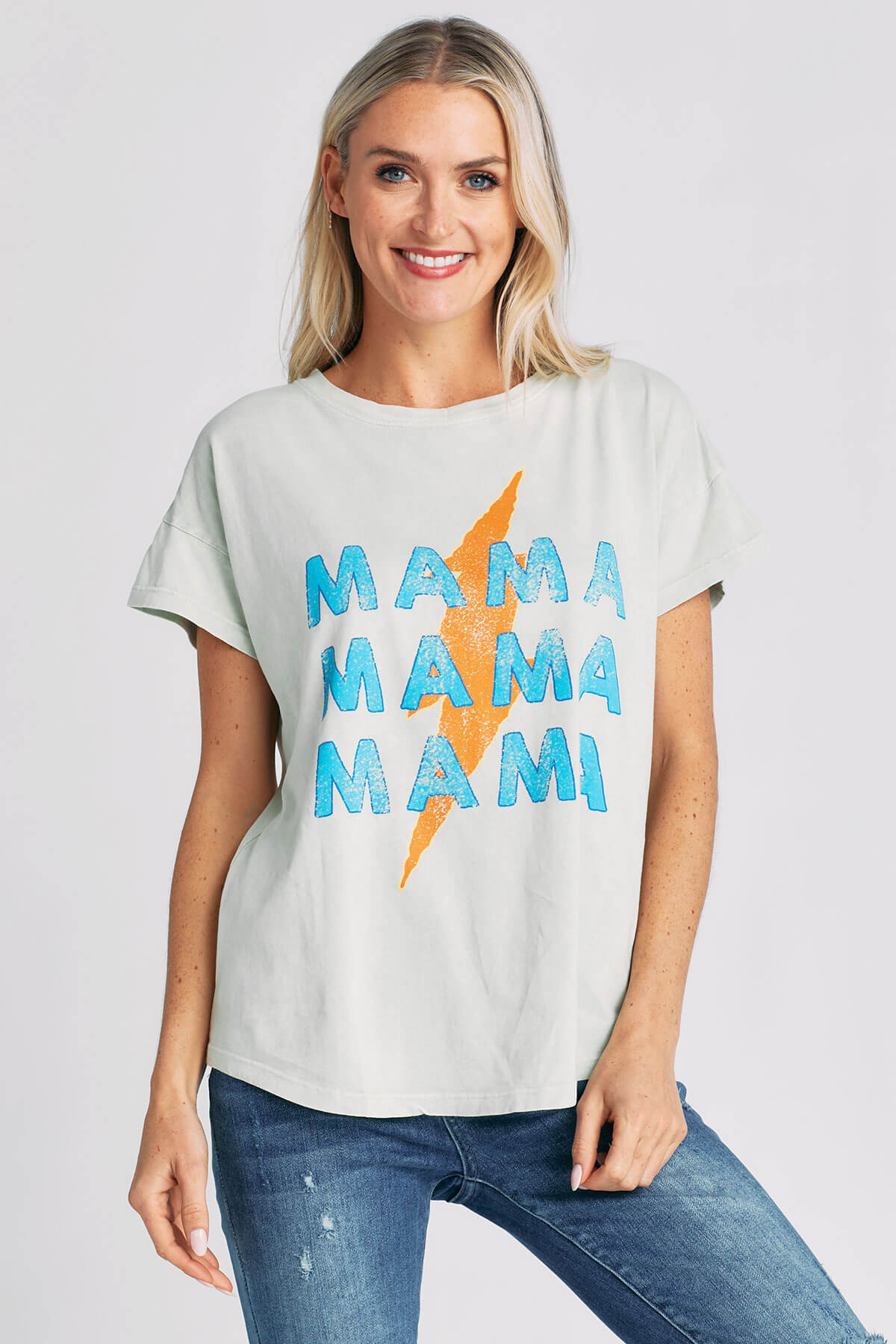 Promesa Mama Bolt Graphic Tee | Social Threads