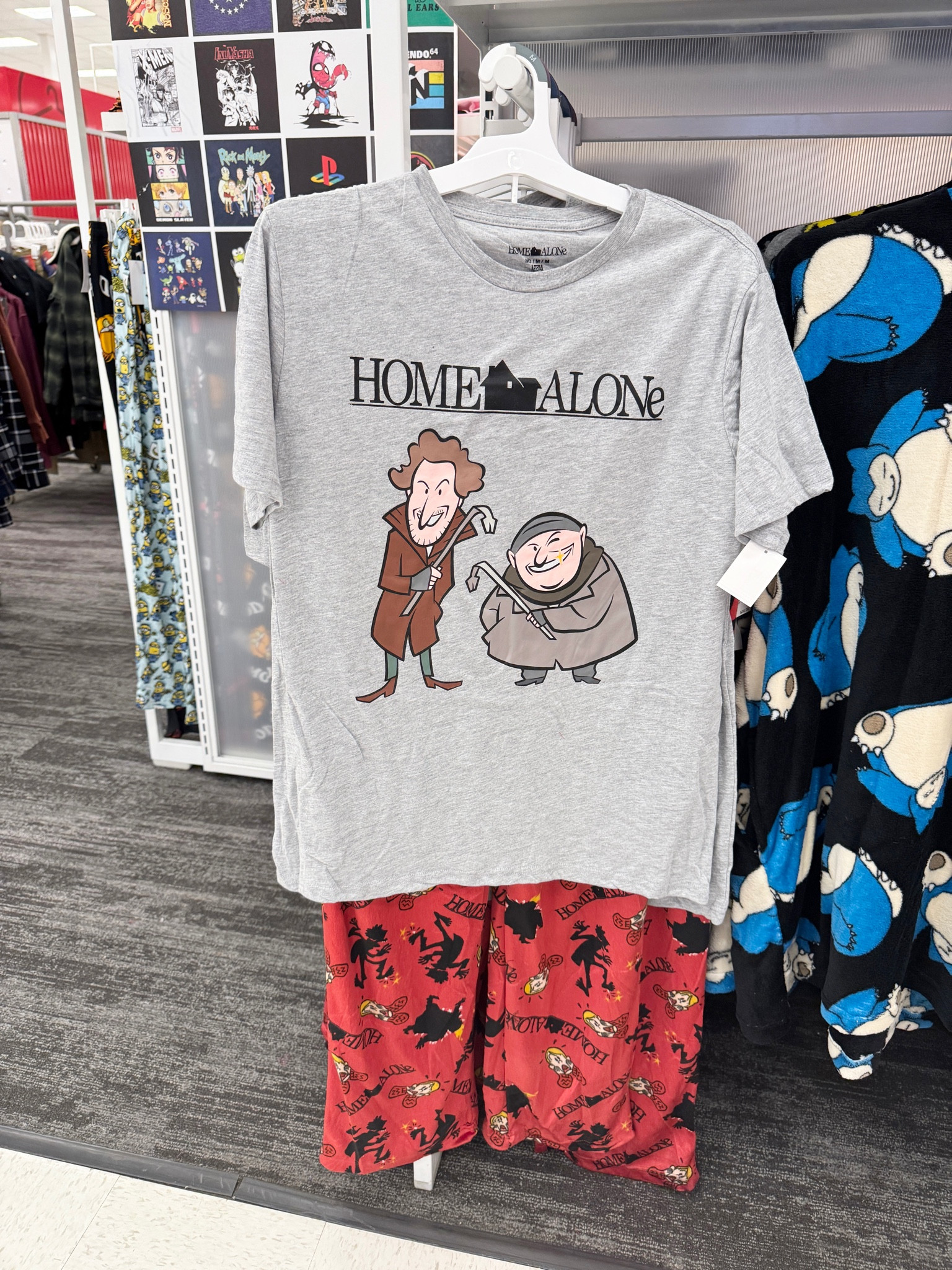 NEW Holiday pajamas in the men’s department 🤩 I love the Home Alone pajama set! Such a classic movie I can’t ever get tired of 😅 the fleece pants are so warm and cozy. You can find more holiday pajamas and currently 30% off through 11/9 

#LTKSaleAlert #LTKHoliday #LTKSeasonal