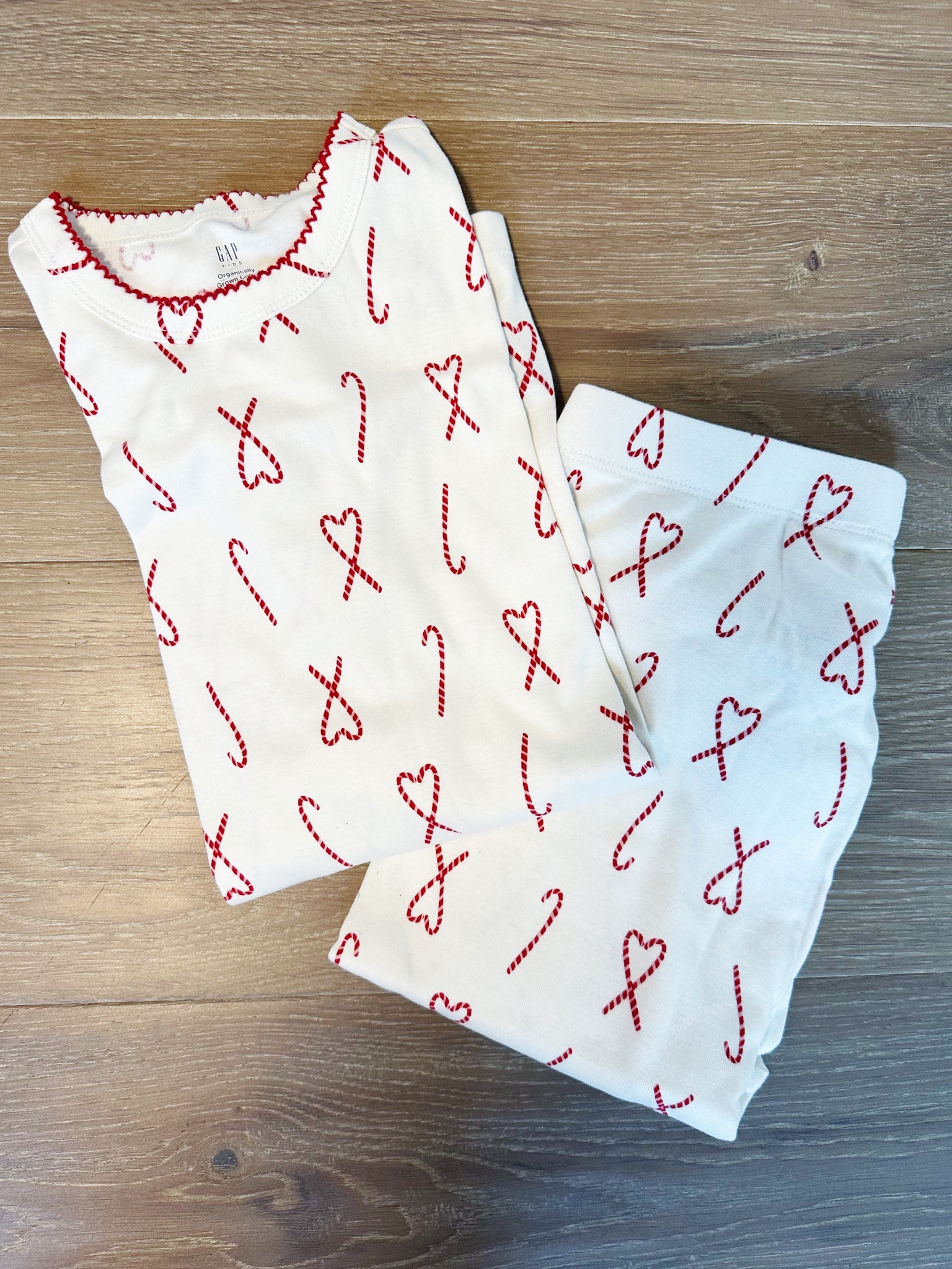 The cutest 100% organic cotton pajamas for my kids! I was able to get sizes for my 1 year old all the way up to my 9 year old! On sale right now. 

#LTKGiftGuide #LTKSeasonal #LTKHoliday