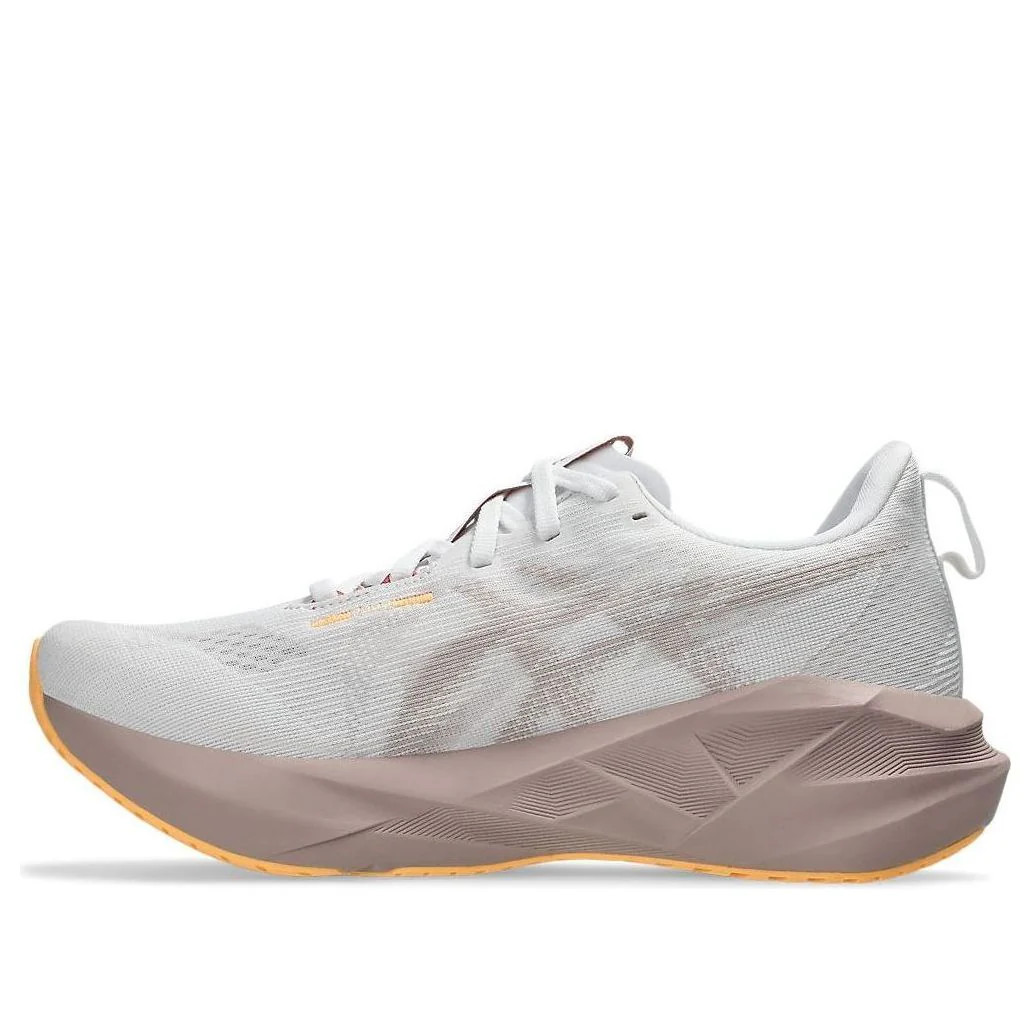 (WMNS) ASICS Novablast 5 'White Fawn' | KICKS CREW