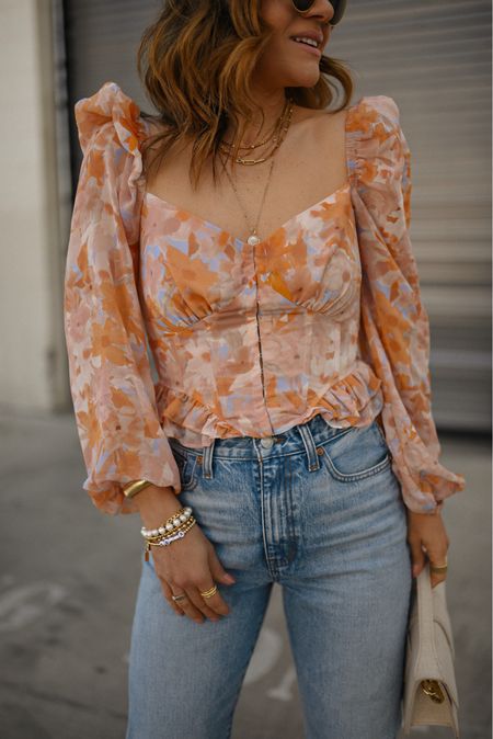 Talk about the perfect statement top!! This one via Nordstrom was such an amazing find!
Top xs
Jeans 25
Nordstrom, spring outfit, spring style, Madewell jeans

#LTKfindsunder50 #LTKfindsunder100 #LTKitbag