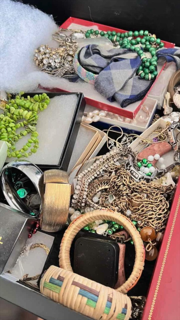 Dream of a luxury custom closet? Here's a budget friendly version of one of the most requested luxury closet features. I organized my jewelry drawer with 3 layers of sliding velvet jewelry trays. I more than doubled my storage and organized it for the price of a movie and popcorn.

No more tangled chains, no damaged heirloom pieces., no missing earrings. Plus I can see and find everything so easily.

Check out the DIY post here: https://southhousedesigns.com/jewelry-drawer-organizer/

#organizedjewelry #jewelrydrawer #slidingjewelrytrays #budgetorganizing

#LTKhome #LTKVideo #LTKfindsunder50