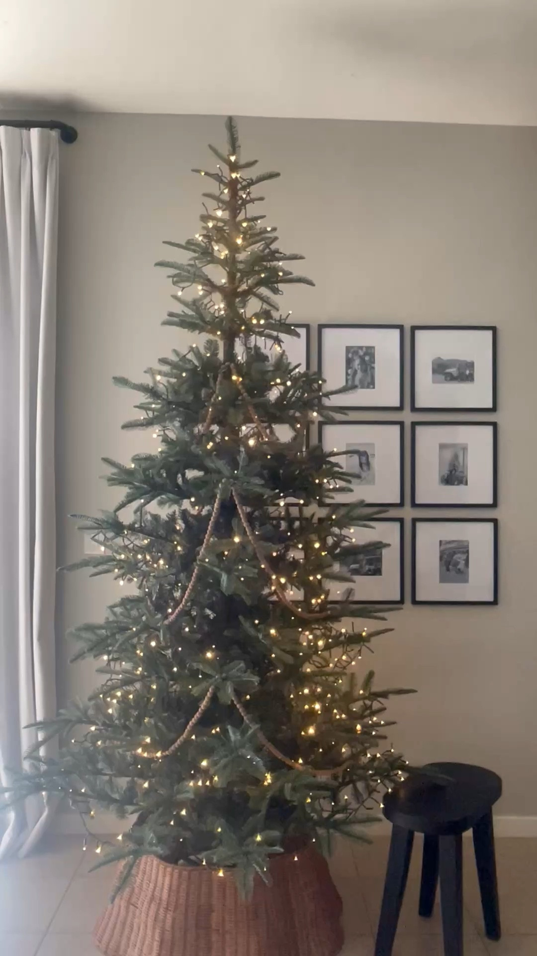 My Christmas tree 2025

#LTKSeasonal #LTKHoliday