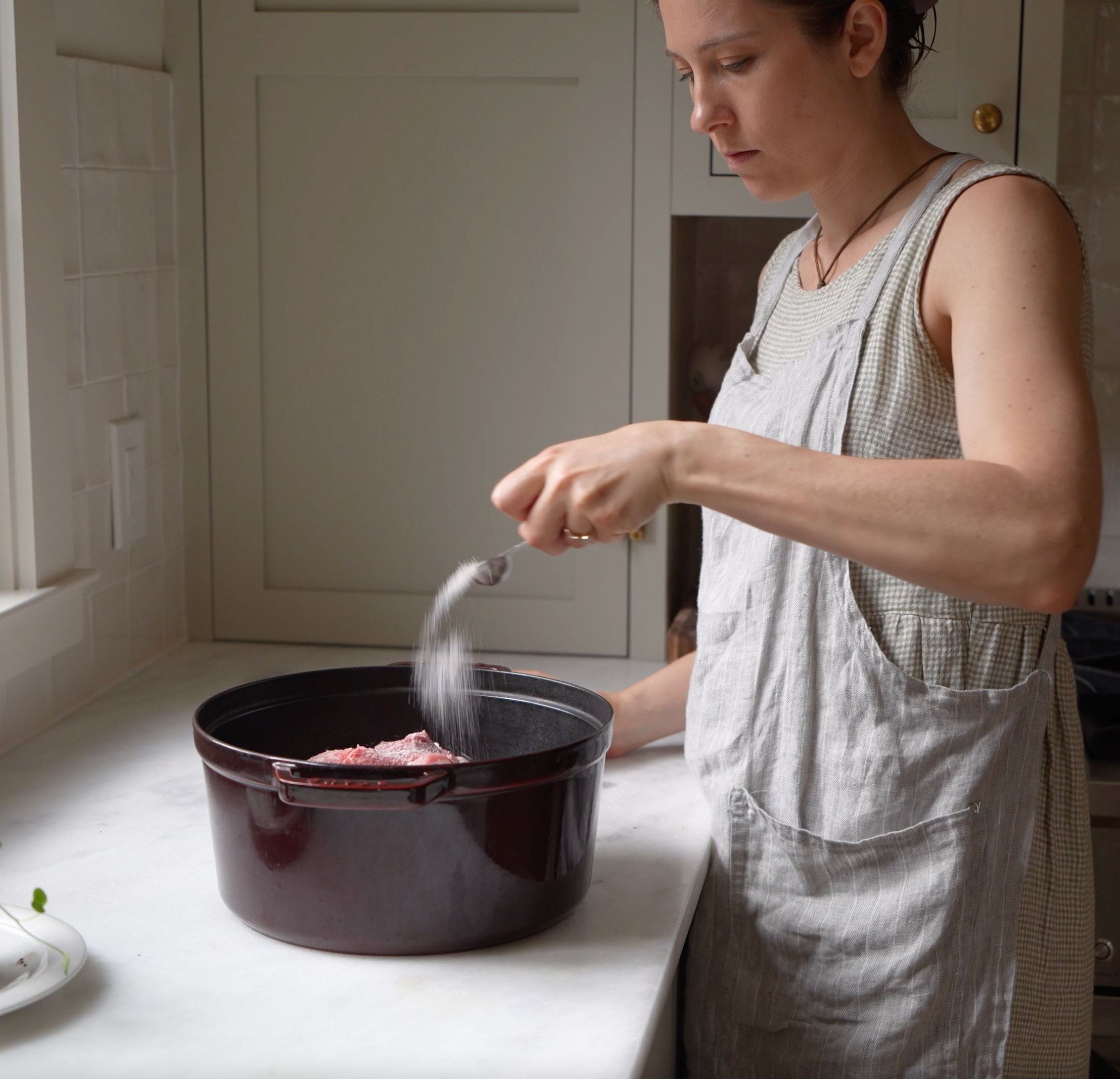 A few favorite kitchen items and items from this video : )

 

#LTKHome