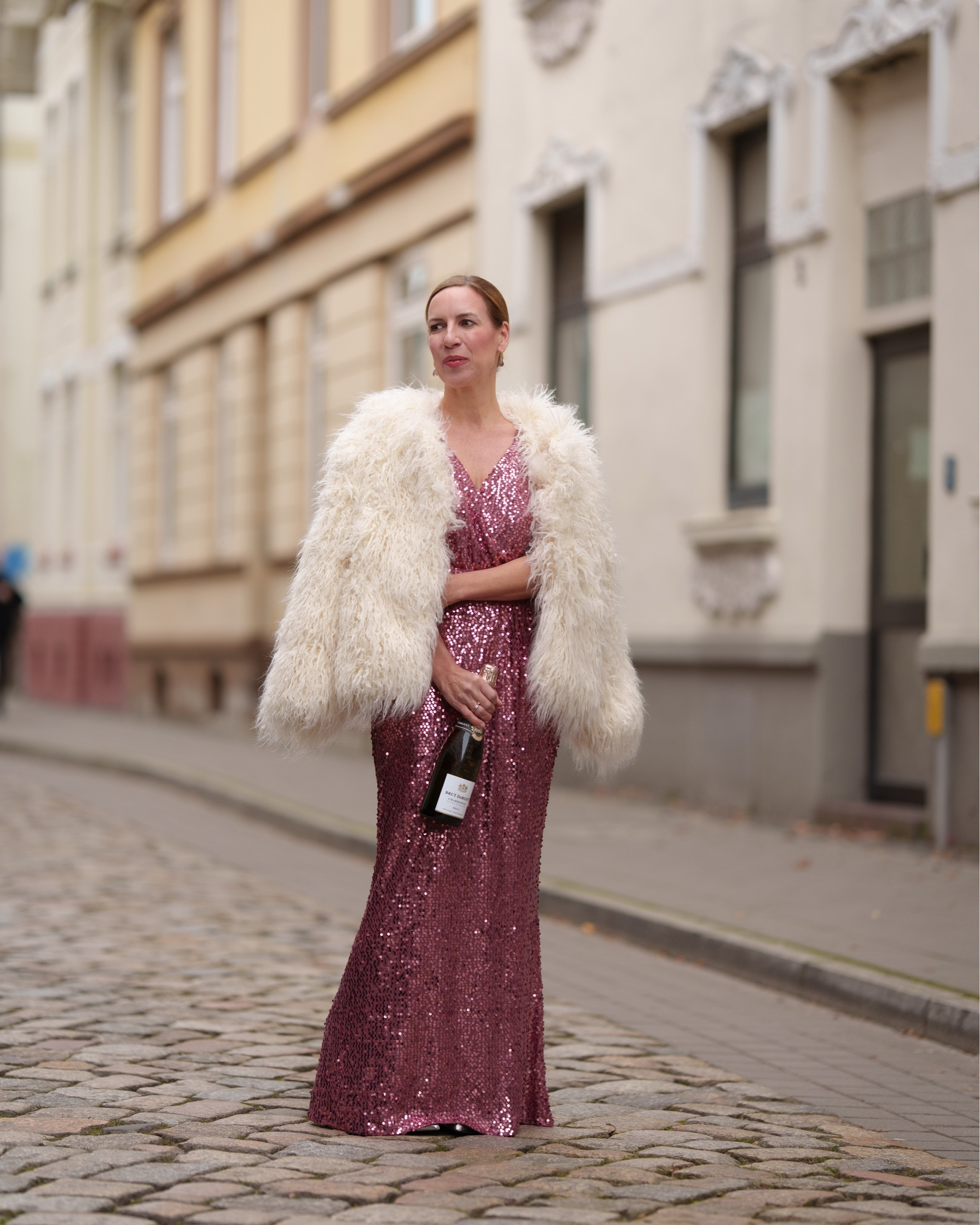 festliches Outfit 🪩
15% auf alles bei bonprix mit "sette15"
- vom 5.12.- 7.12. -

#LTKpartywear #LTKsale #LTKfestive