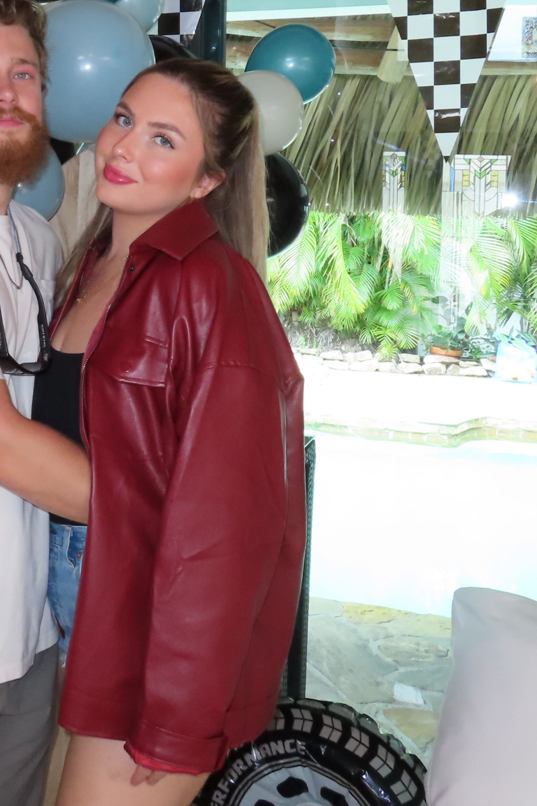 This outfit! This burgundy oversized leather jacket😍😍

#LTKStyleTip