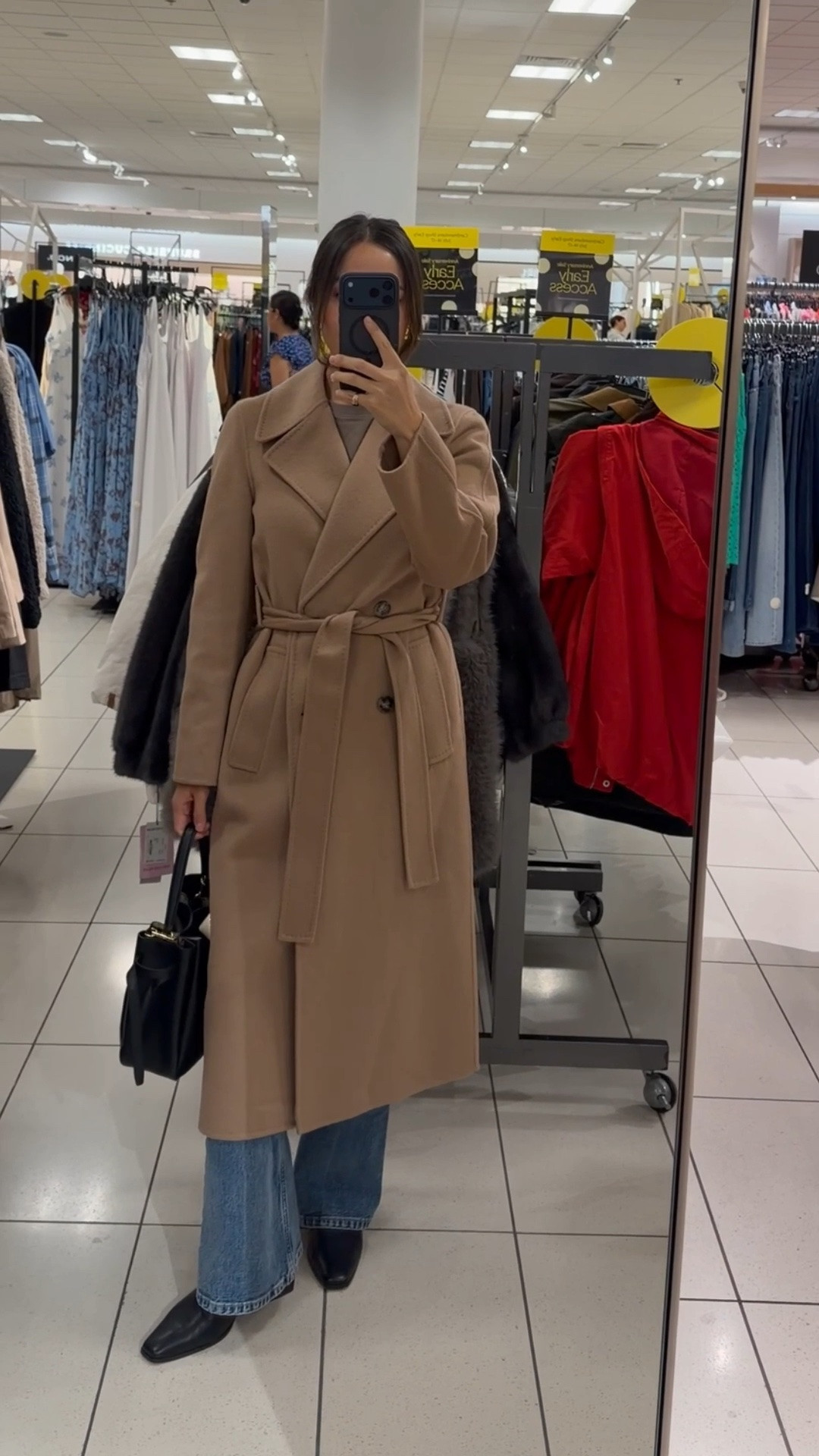 Reiss coat still stocked in 3 colors! Such a beautiful cashmere & wool blend coat. I ordered it in navy! Wearing size 2 

Nsale / Nordstrom anniversary sale / coat

#LTKSaleAlert