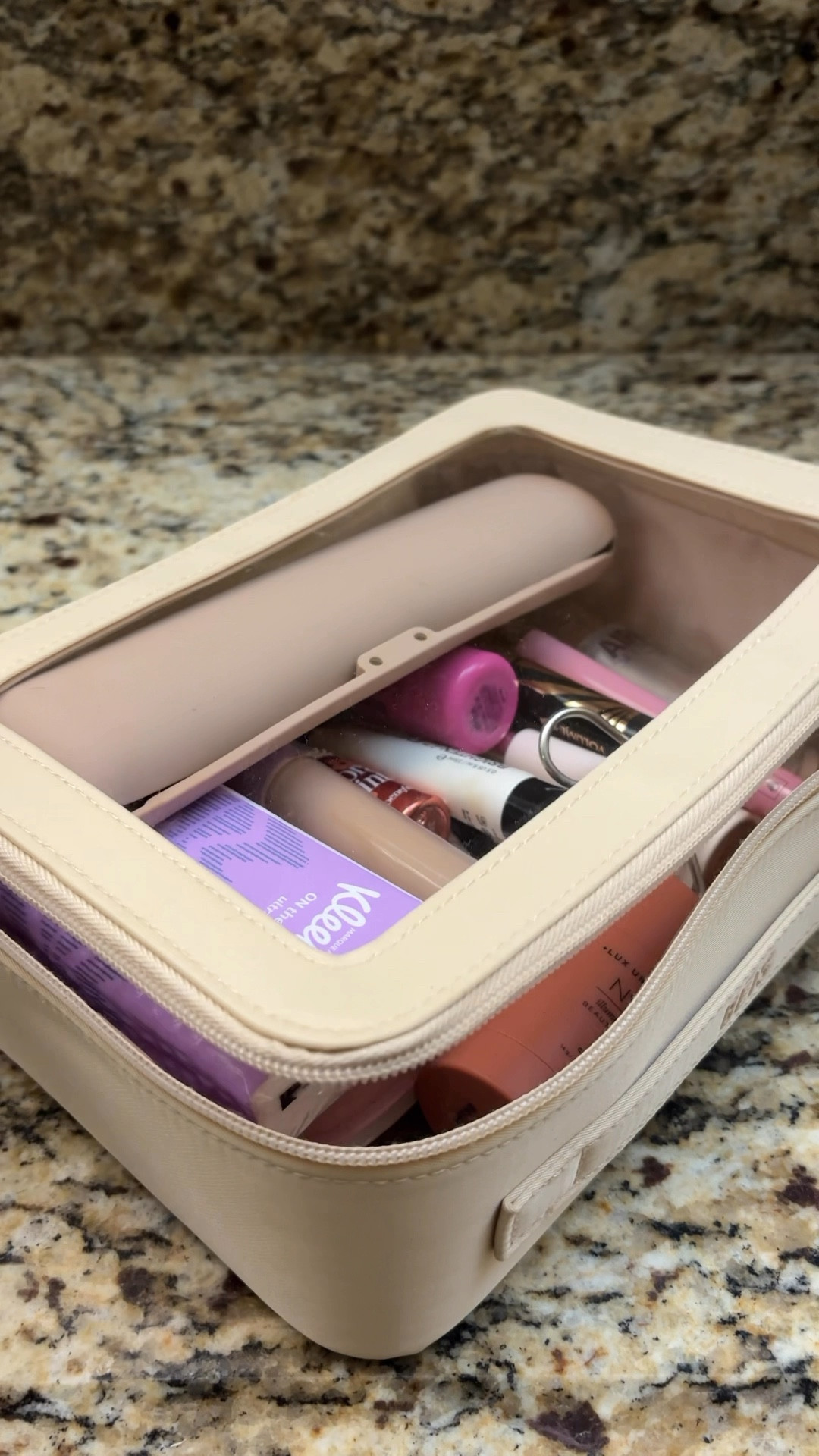 Travel essentials 

#LTKStyleTip #LTKGiftGuide #LTKTravel