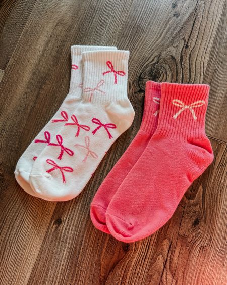 Cutest bow socks!!



#LTKFindsUnder50 #LTKSaleAlert #LTKSeasonal