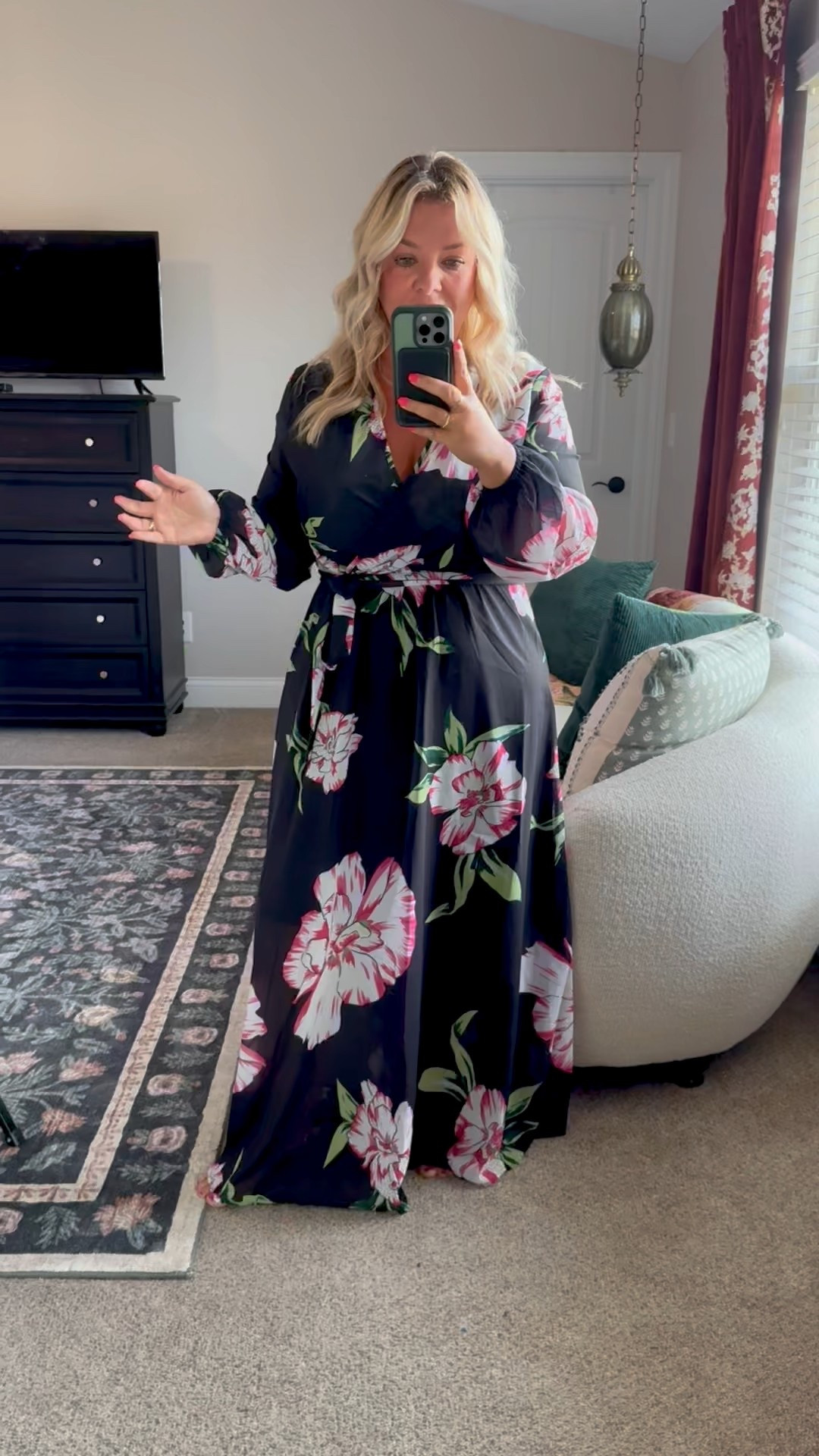 Cutest long sleeve maxi dress you can wear year round! Amazon! 

#LTKMidsize #LTKOver40 #LTKPetite