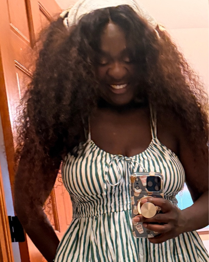 Cute little @abercrombie 👗 

#abercrombie
#dress
#dresswithpockets
#midsize

#LTKootd #LTKMidsize #LTKSaleAlert