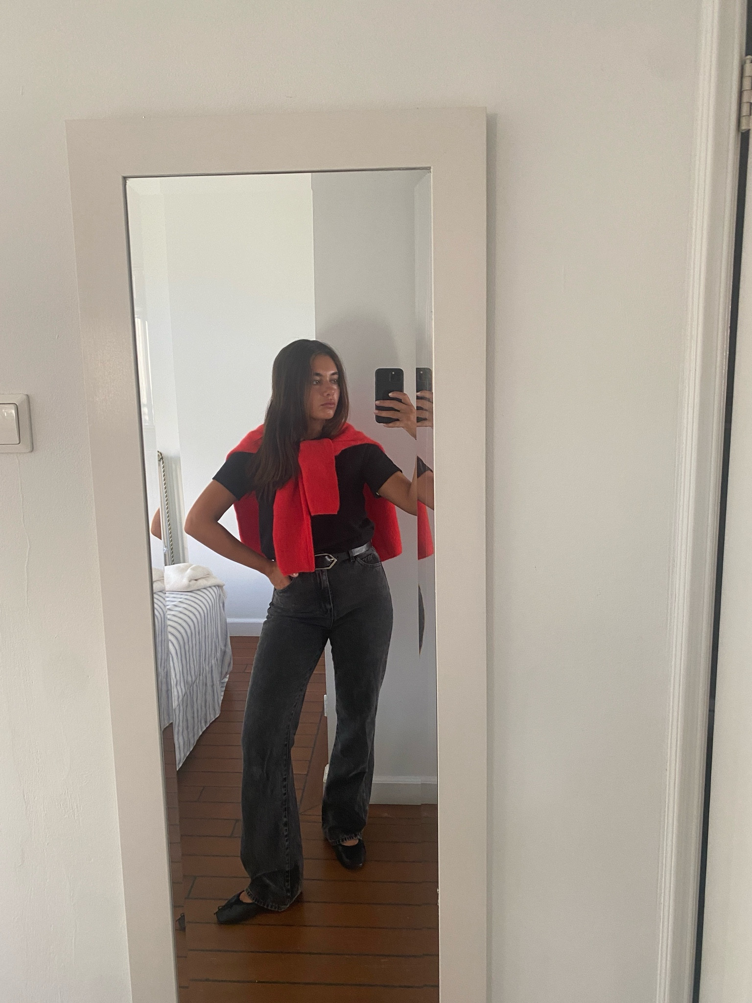 A touch of ❤️

Wearing a size S knit - runs big. 

outfit inspiration, autumn style, fall outfit, Sezane Paris, grey jeans, red cardigan, COS leather belt, leather ballet flats, & Other Stories, Nederland. 

#LTKSeasonal #LTKeurope #LTKstyletip