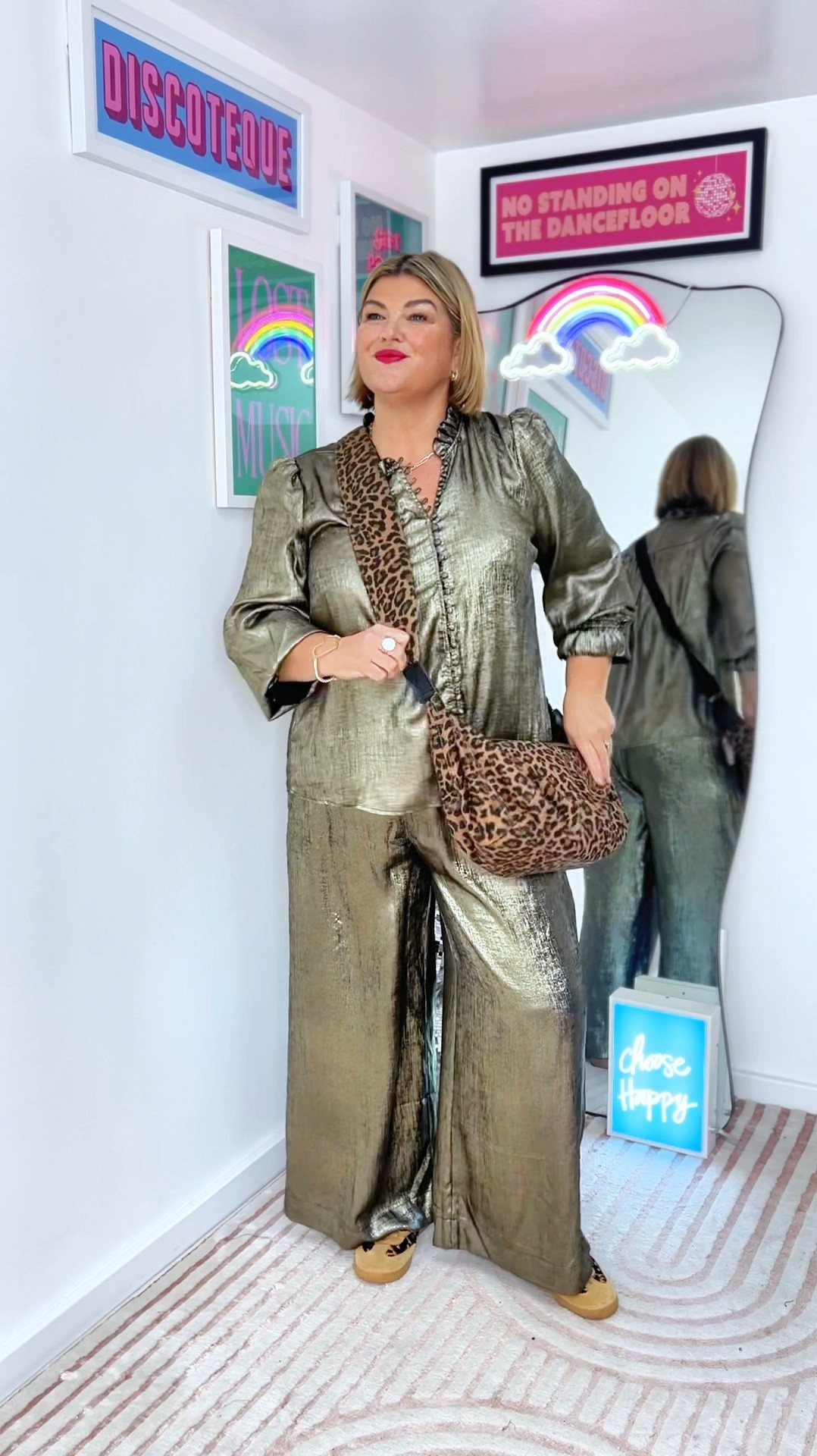 I wore this last week and felt SOOO comfortable and groovy in it. 
I had many of you asking on stories about where it was from. So here's all the details....
I shall link in stories for ease too. 

Co-ord - @fatface *

Trainers - @airandgrace (new to this brand BUT loving these sooooo much) *

Necklace & Bracelet - @chambersandbeaujewellery 

Earrings - @bettyandbiddy (they're not real gold but they do not fade at all, I've been in the sea, swimming pool, shower and they simply stay bright and goldy.) *

Bag - @scottsamuel.co.uk *

Lipstick 💄 @avon_uk shade Scarlet

Glasses @popspecs.chelmsford @pop.specs (can't rave about this company/price and service enough) 

Some items PRadGift and some bought. 

Love ya's 
Neens
💜

#sizebyside #stylehasnosize #styleinspo #bodyacceptance #confidenceforwomen #FashionInspo #midlifefashion #curvystyle #curvyfashion #curvyandconfident #midlifeinfluencers #midlifestyle #size18 #plussize #styleforall #over50andfabulous #over50sfashion #over50fashion #over50style #curvymodels

#LTKuk #LTKplussize #LTKcurves