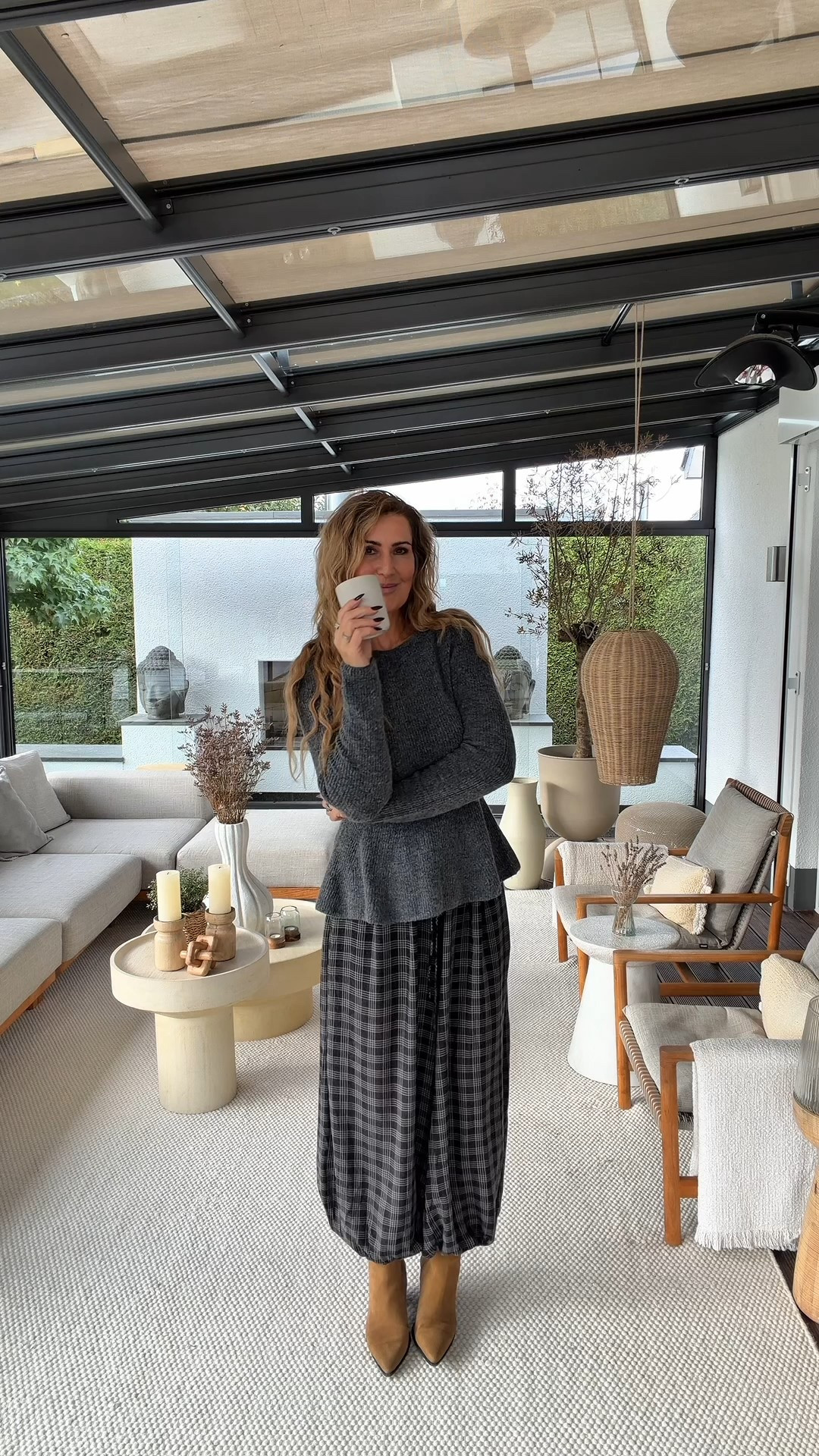 Liebe Pumhosen gerade 🩶

#LTKdeutschland #LTKeurope #LTKkleider