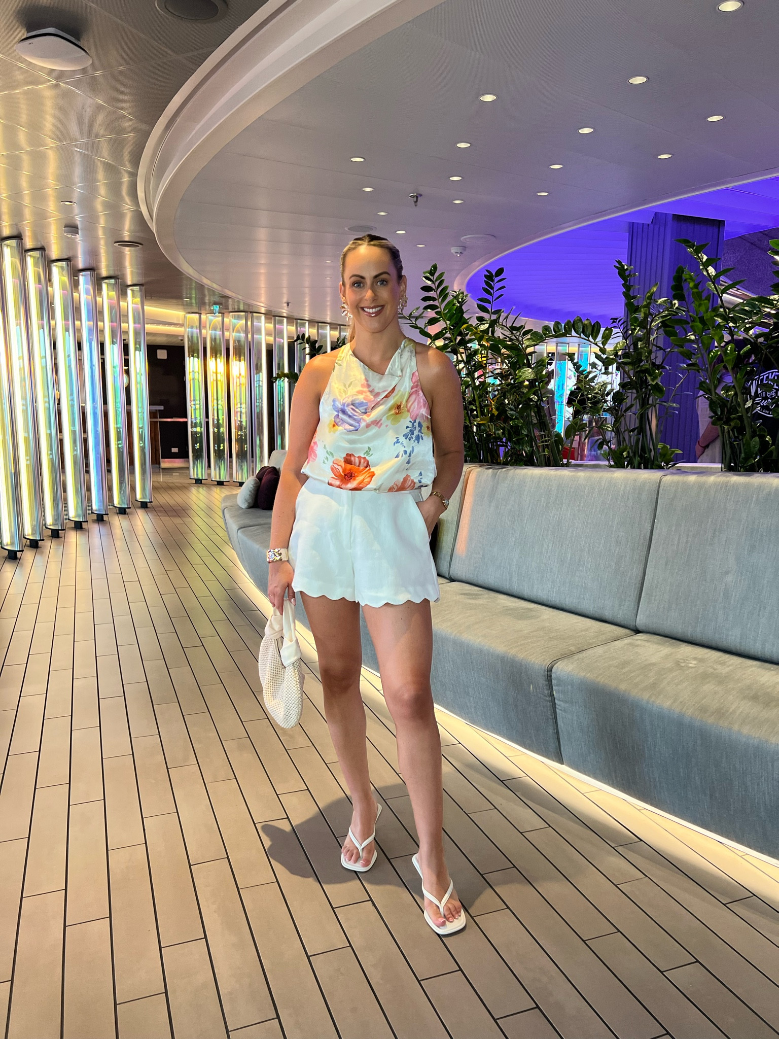 Holiday outfit inspo! 

I’m wearing a size 8 in the top (comes up big) shorts I’m wearing a size 10 but they loosened quite a bit when wearing so I should of got a size 8 

Heels are from Primark so I’ve linked similar, and earrings are old new Look so I’ve linked some others.

Holiday outfit, evening holiday outfit, travel, white linen shorts, holiday fit, river island 

#LTKuk #LTKstyletip #LTKsummer