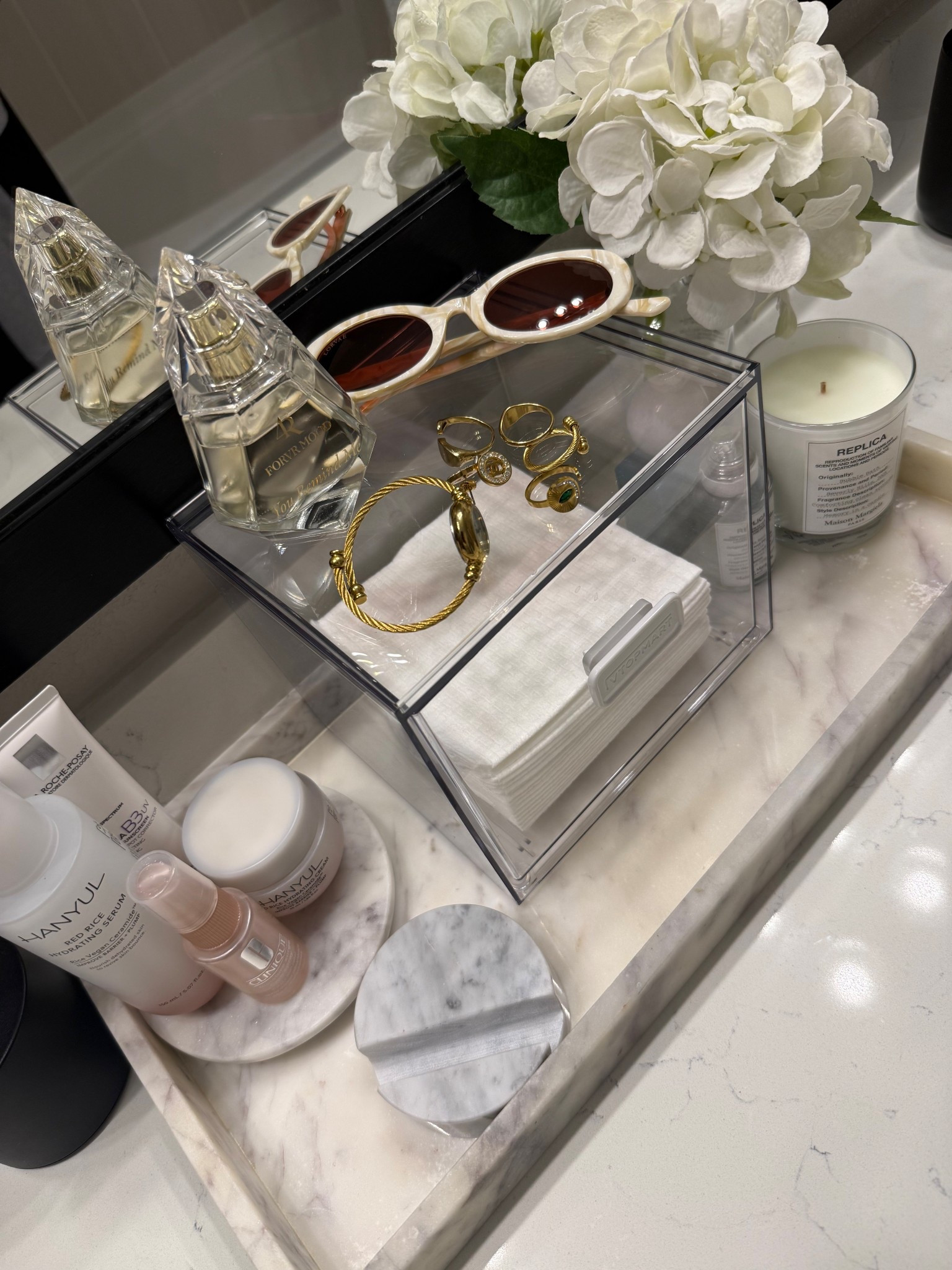 Vanity 😌

#LTKHome #LTKBeauty