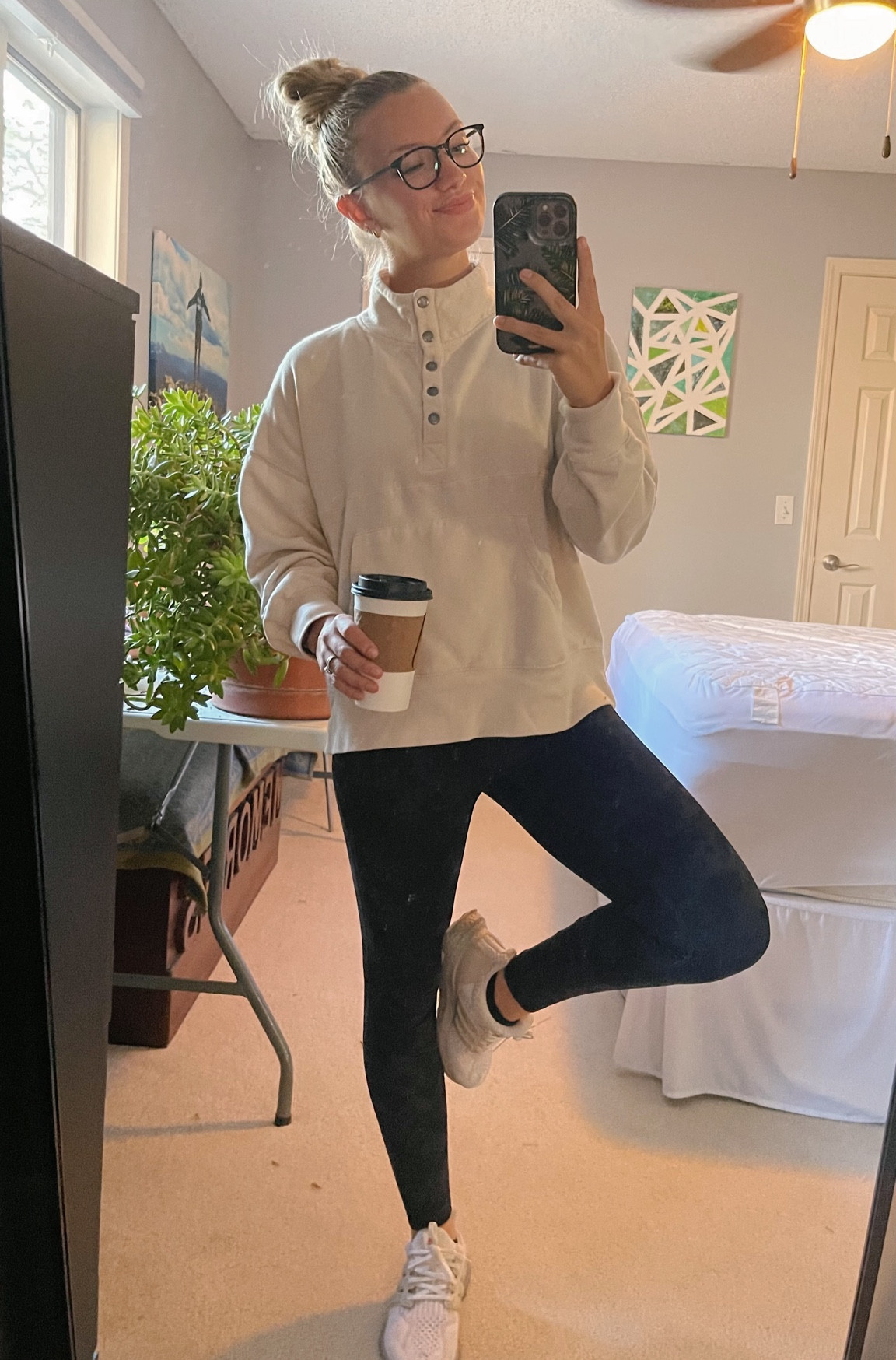 Ootd for coffee with a friend!

Outfit inspo, outfit ideas, cozy outfit, winter fashion, leggings outfit

#LTKActive #LTKFitness #LTKFindsUnder50