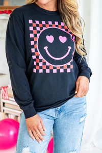 Pink Checkered Smiley Black Long Sleeve Graphic Tee | Pink Lily