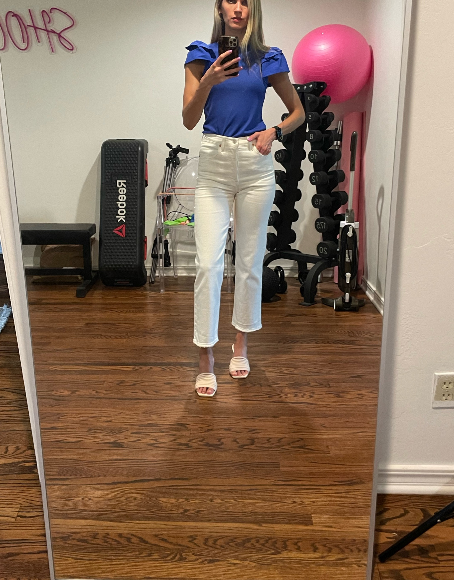 The perfect Off white jeans straight ankle jeans. Wearing a 25

Fall staples, workwear, casual workwear, jeans, white denim, ruffle sleeve top, fall outfit, jeans sale, straight leg denim, ankle denim, Levi’s, 

#LTKunder100 #LTKstyletip #LTKSeasonal