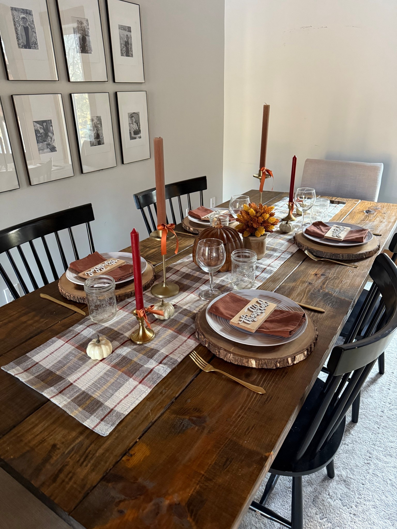 Thanksgiving table setting 🌾🦃

#thanksgiving #thanksgivingtablescape #diningtable 

#LTKSeasonal #LTKHome #LTKFindsUnder50