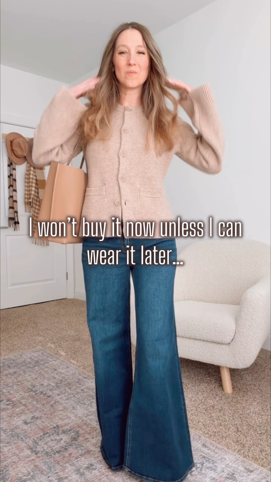 I love staples and versatility is key! These are my favorite jeans right now- and I am obsessed! These sweaters pair perfectly and are the most worn in my closet! Amazing quality and so polished! @onequince #quincepartner 

