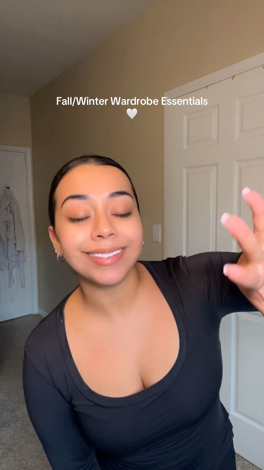 These basics are a must bestie, it’s not called a wardrobe staple for nothing 🤪🥰

#LTKSeasonal #LTKStyleTip #LTKFindsUnder50