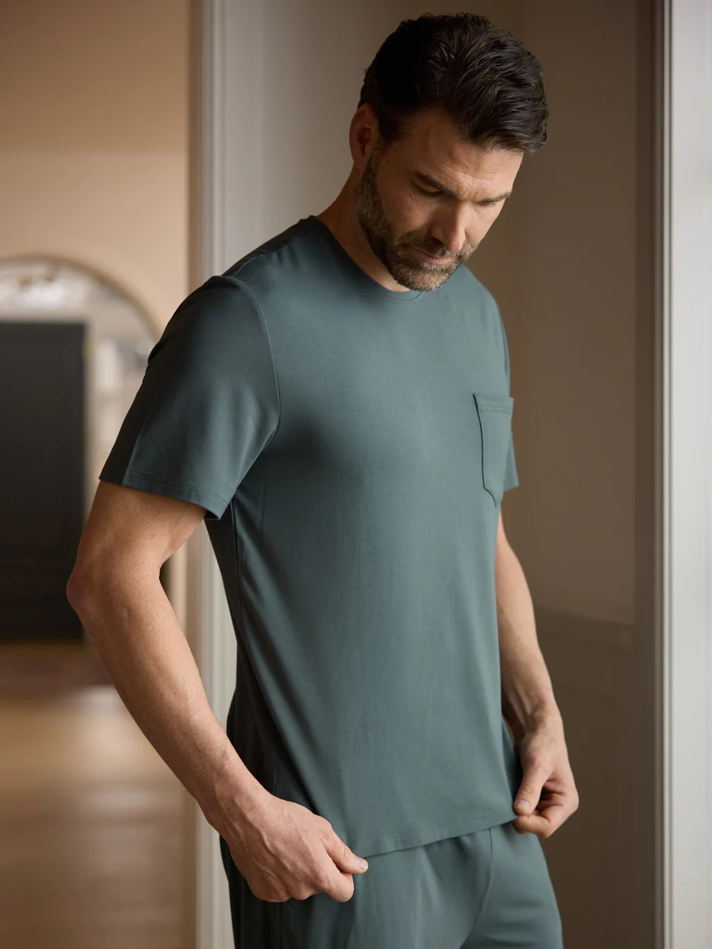 Men's Stretch-Knit Bamboo Lounge Tee | Cozy Earth