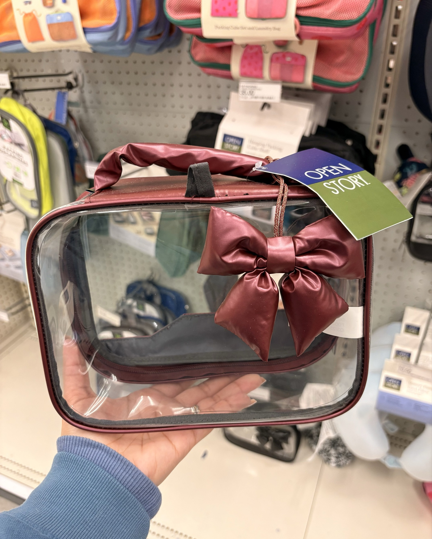 $12 at Target 

#target #travel #storage #targetfinds

#LTKFindsUnder50 #LTKSeasonal #LTKTravel