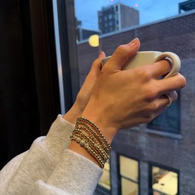 Black Friday 
Black Friday | BaubleBar